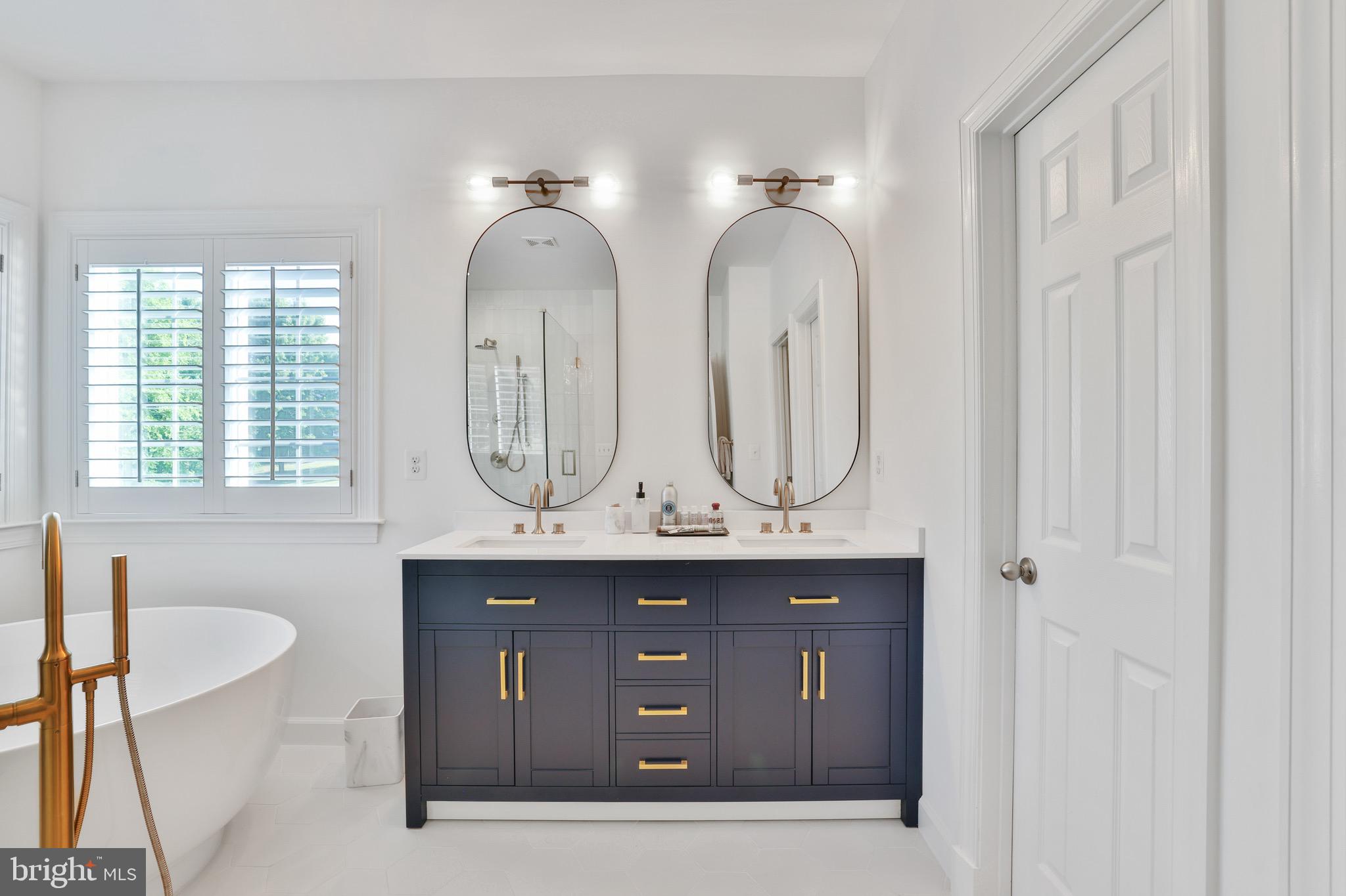 WATERFORD VIEW ESTATES - Residential