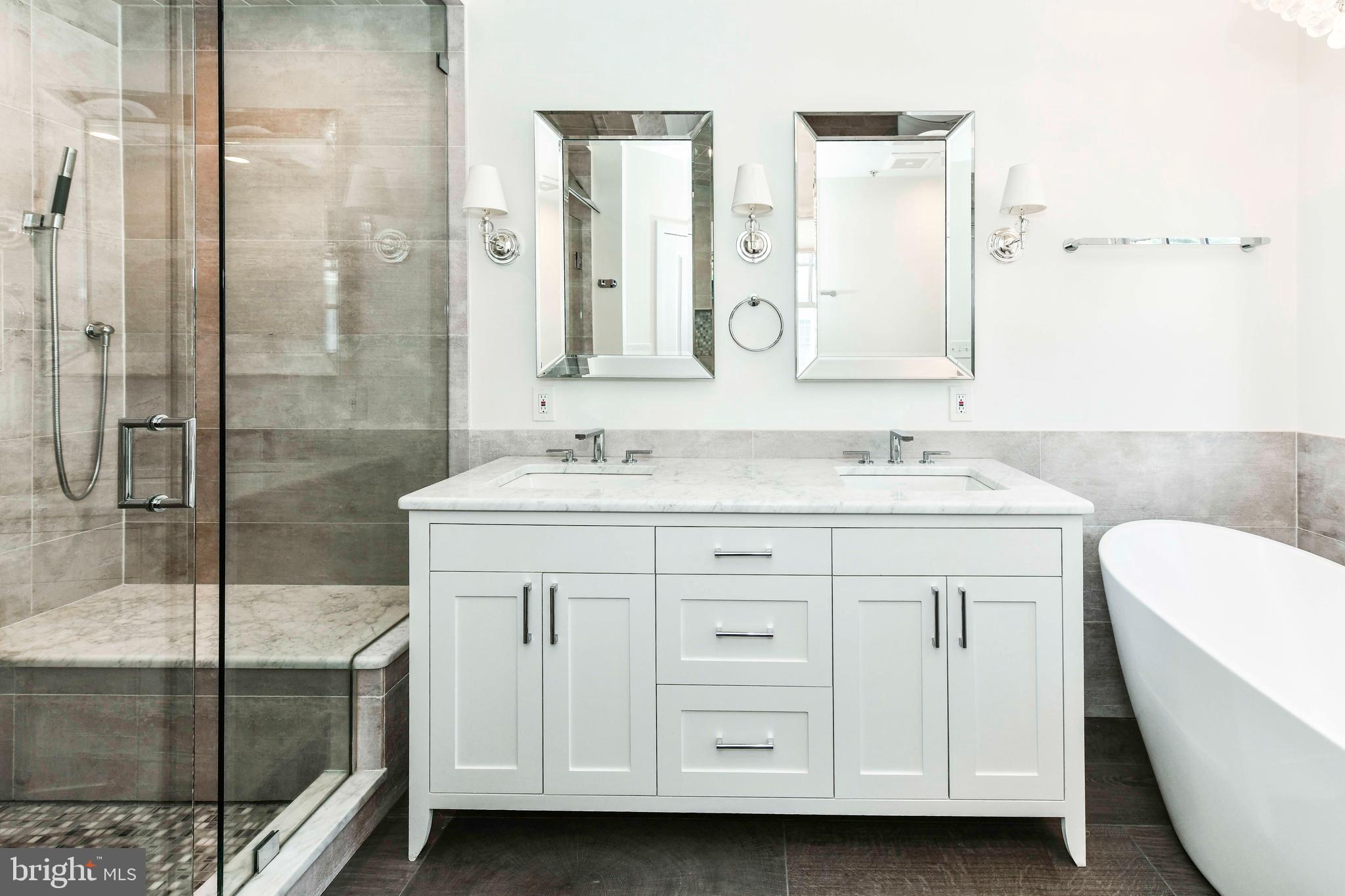 CLARENDON CENTER - Residential Lease