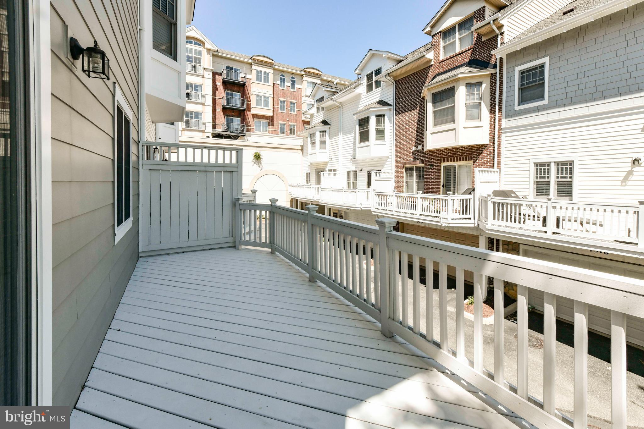 CLARENDON CENTER - Residential Lease