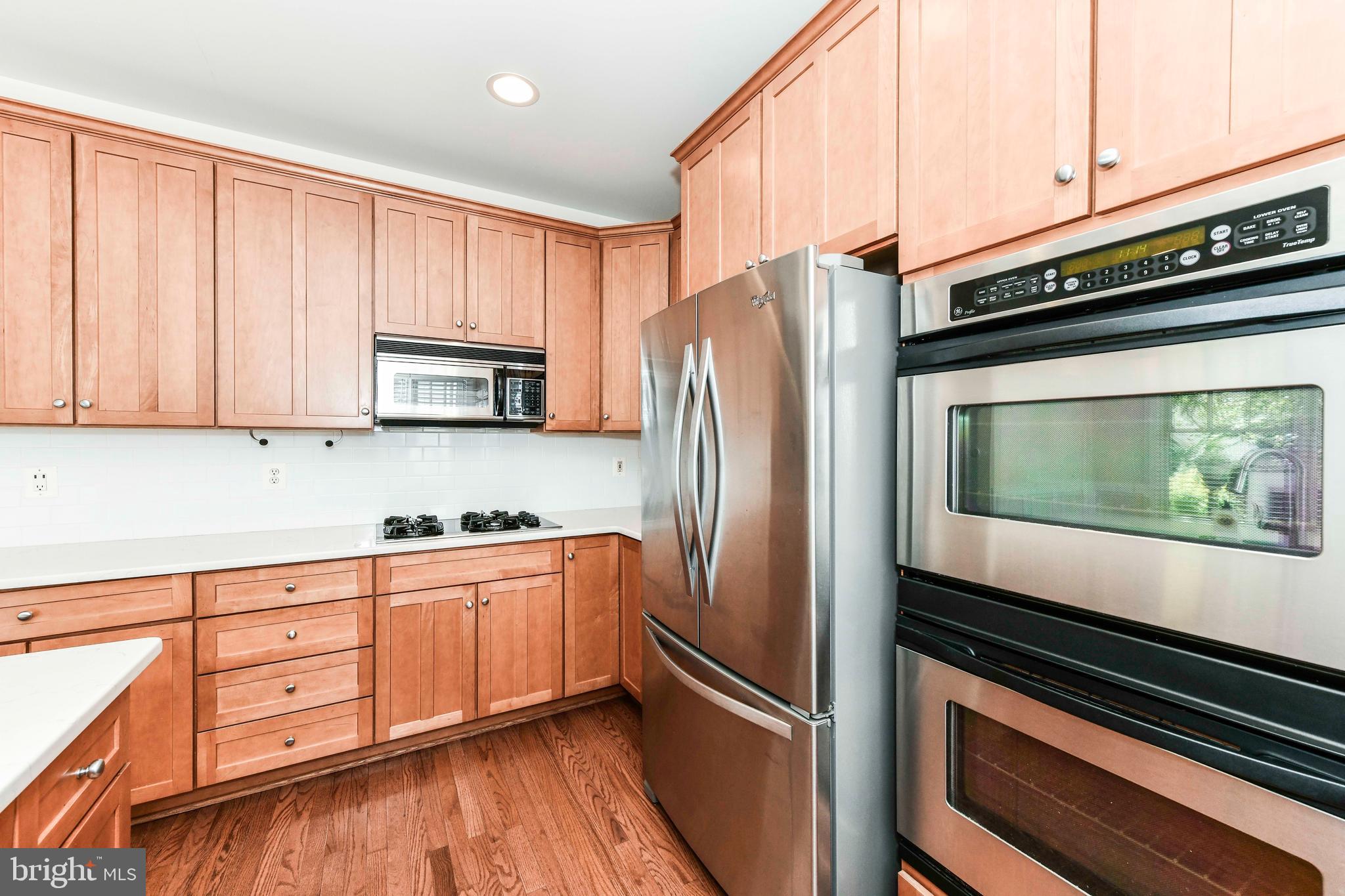 CLARENDON CENTER - Residential Lease