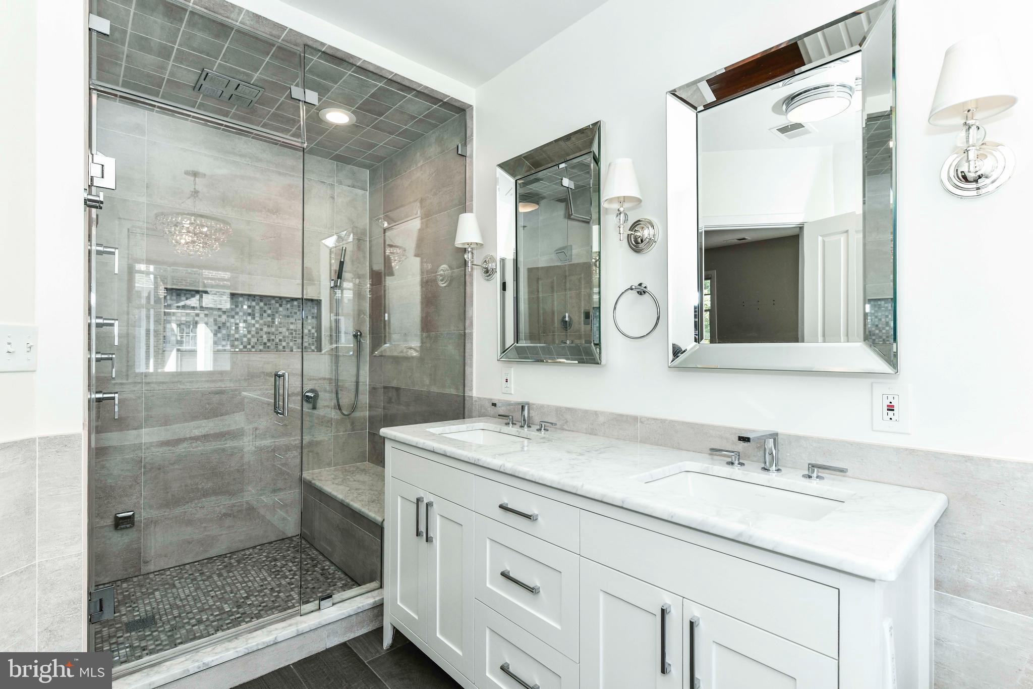 CLARENDON CENTER - Residential Lease