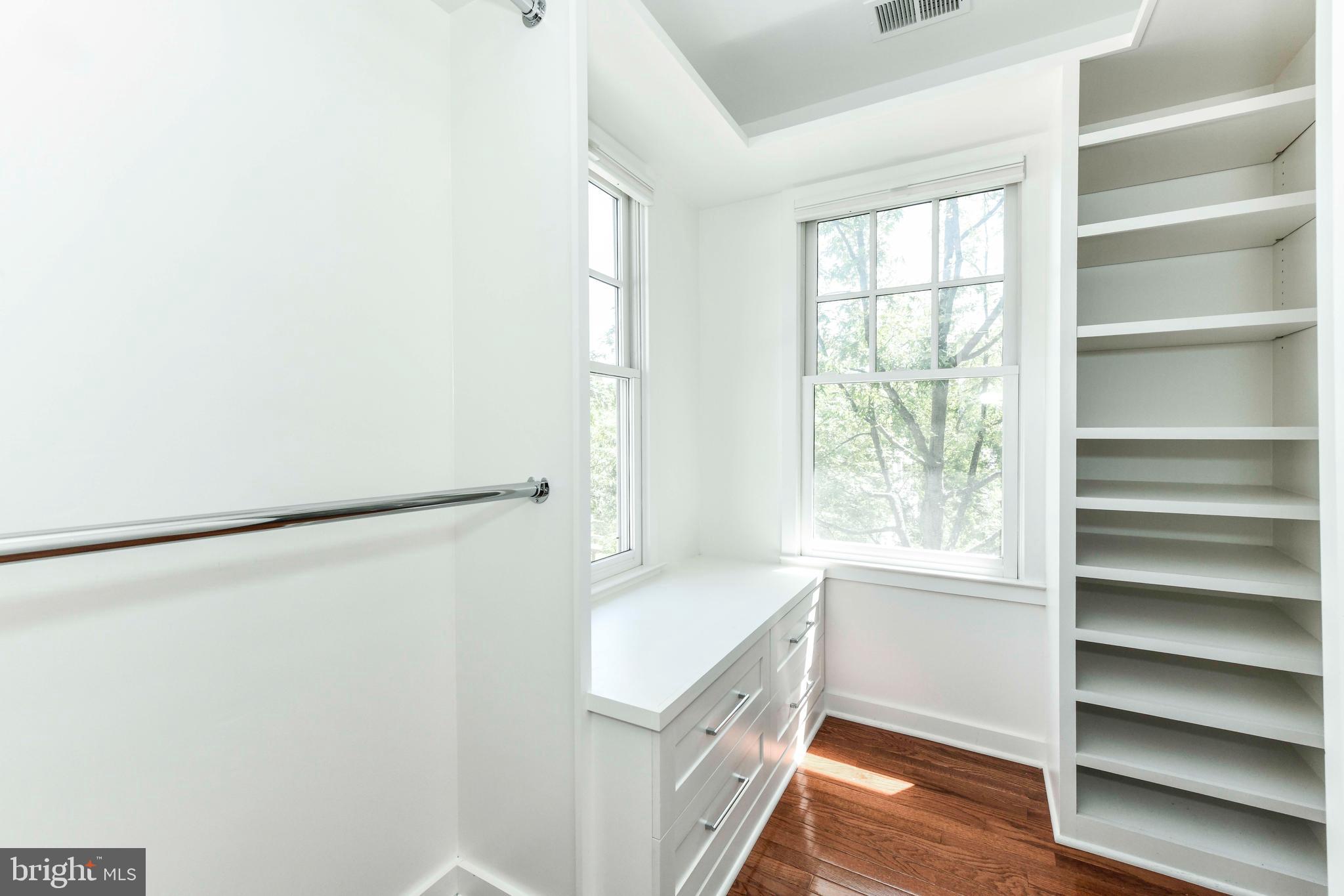 CLARENDON CENTER - Residential Lease