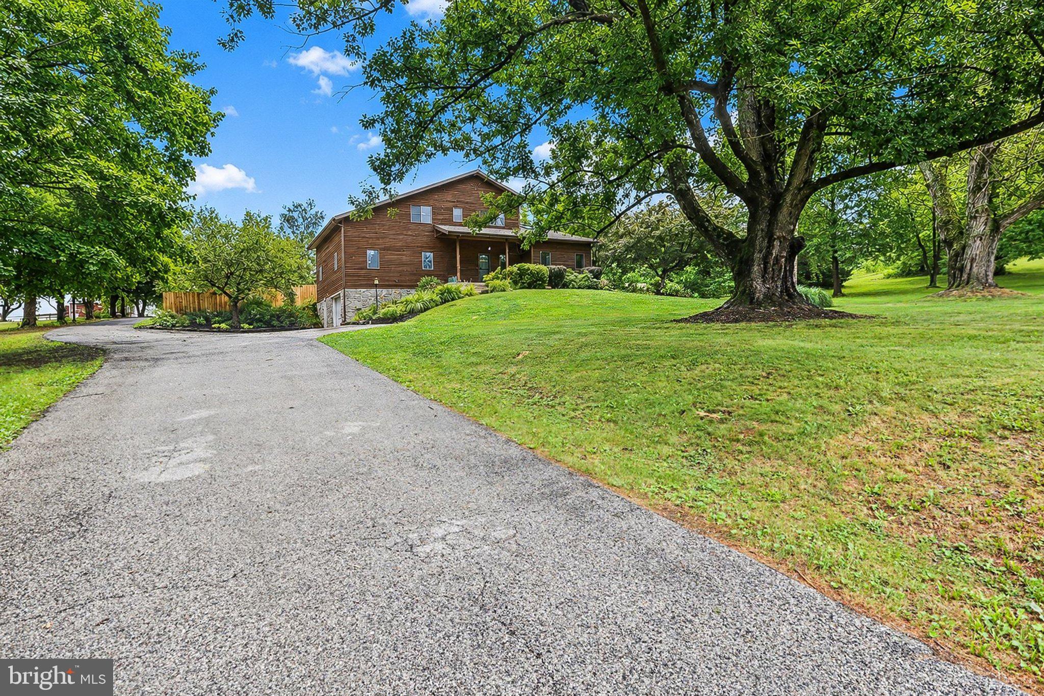219 OLD CABIN HOLLOW ROAD