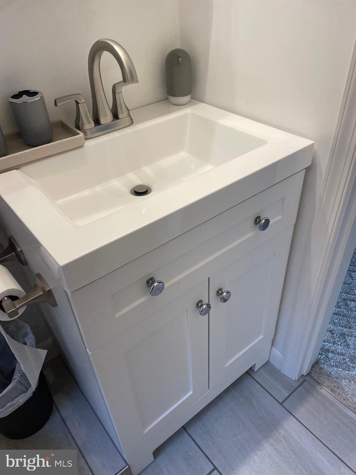 NONE UNRESTRICTED - Residential