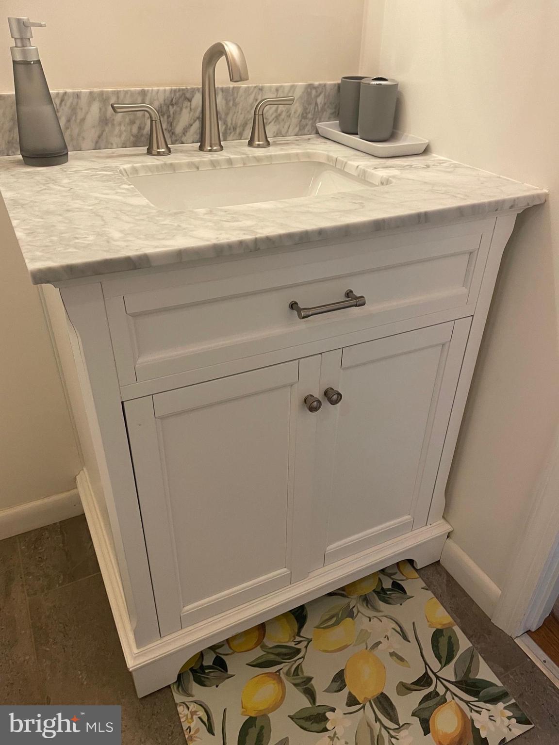 NONE UNRESTRICTED - Residential