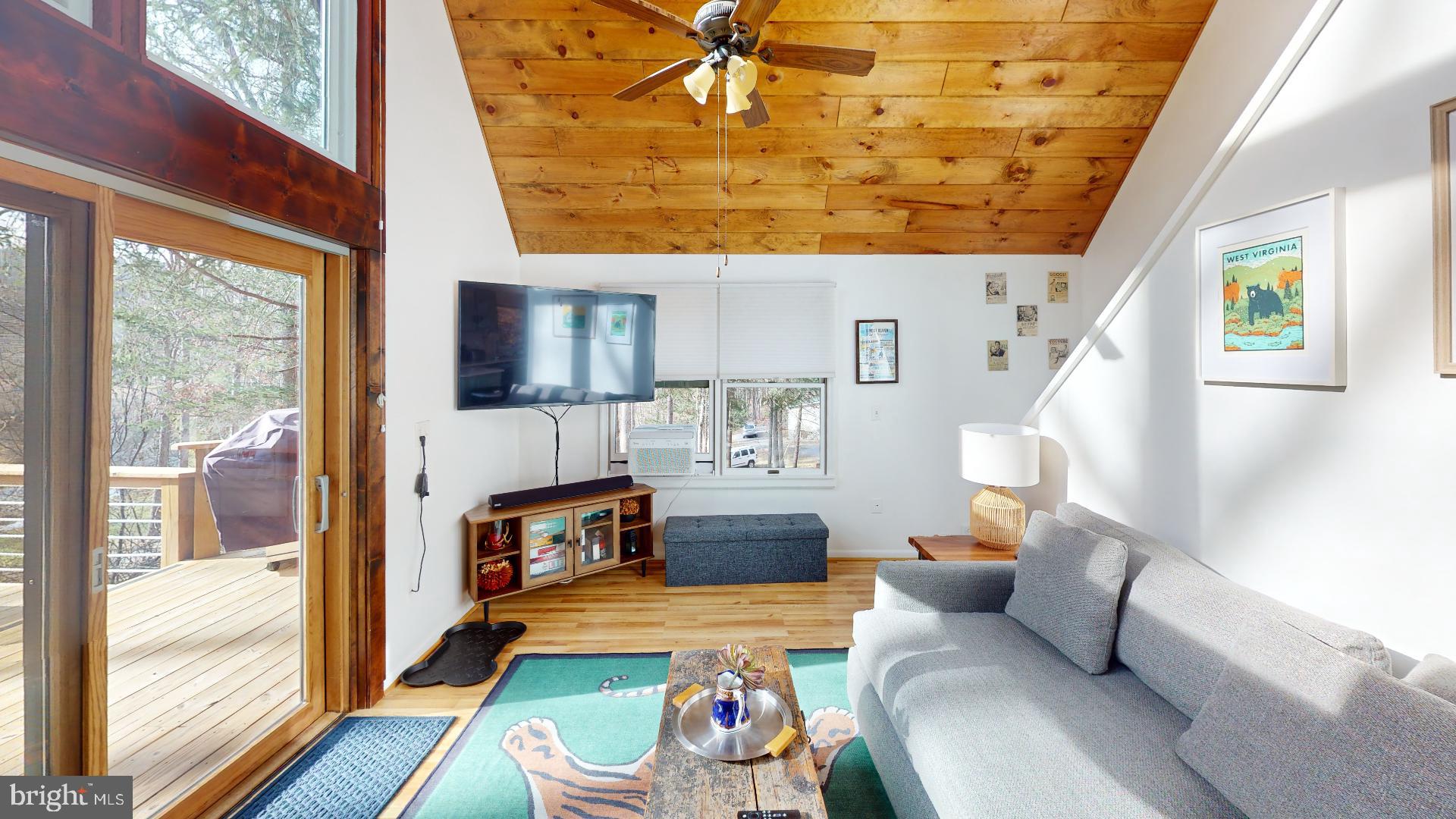 NONE UNRESTRICTED - Residential