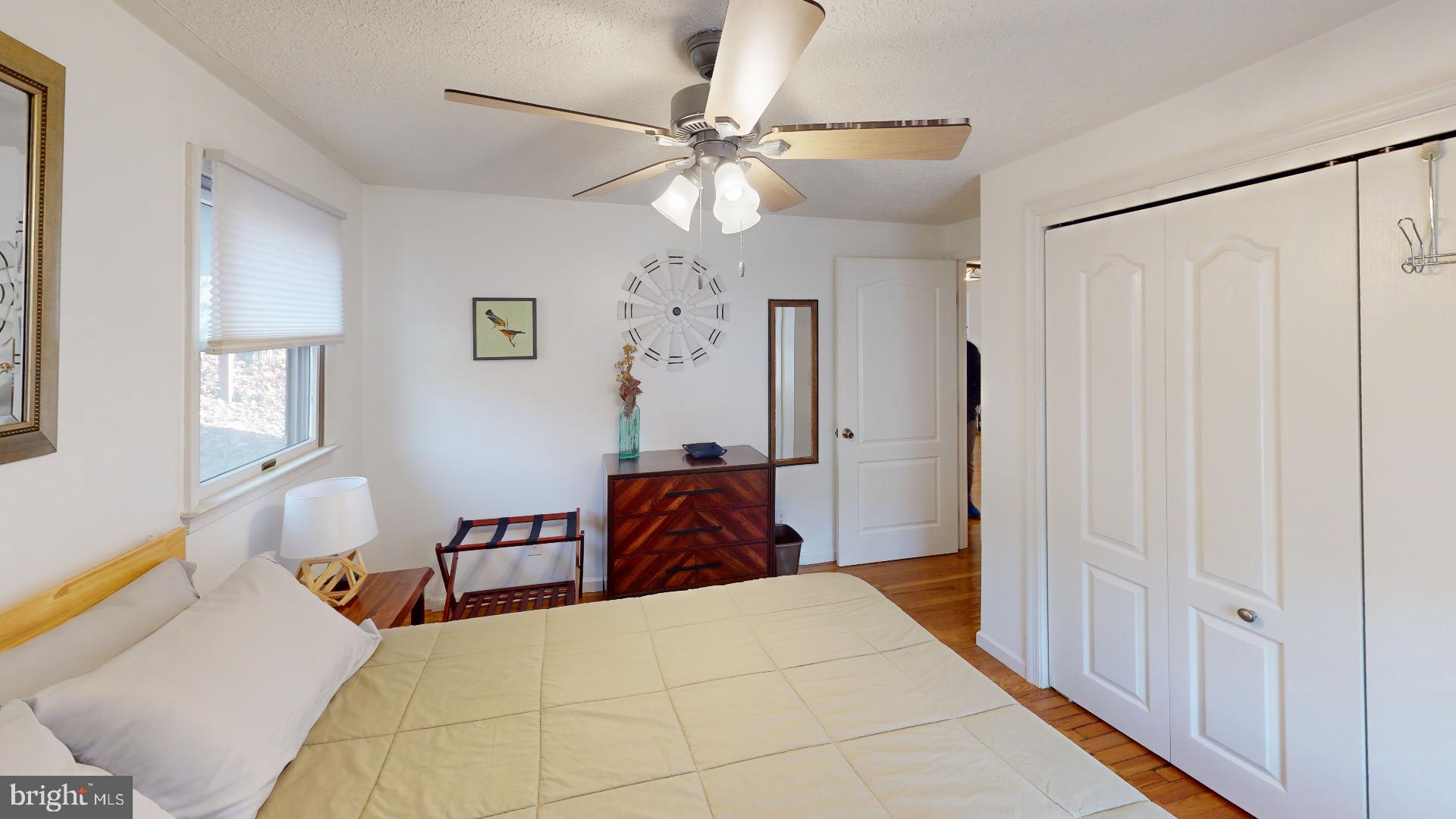 NONE UNRESTRICTED - Residential