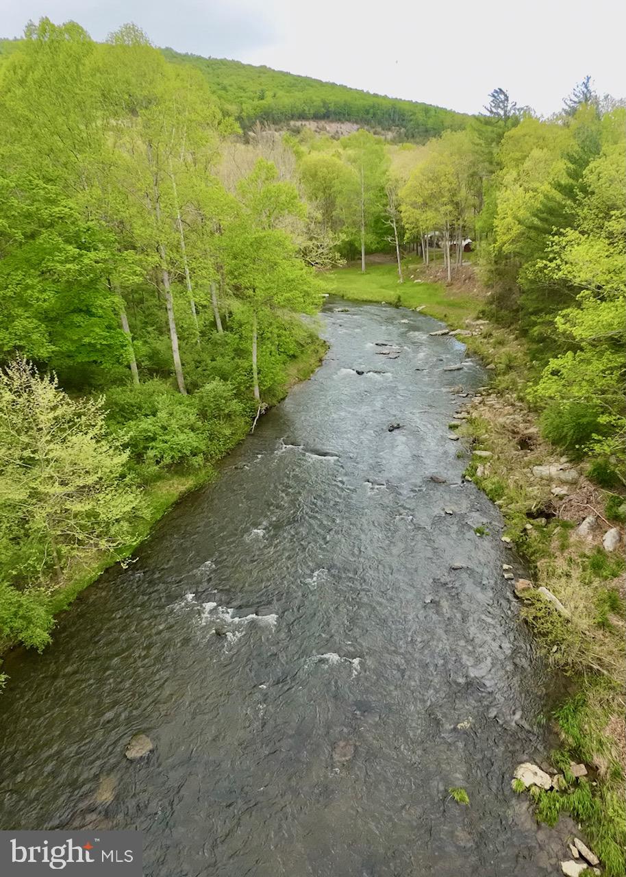 NONE UNRESTRICTED - Residential