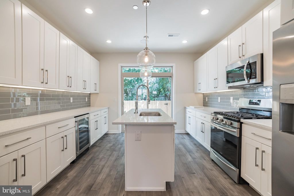 Photo of 2133 Mifflin Street, PHILADELPHIA, PA 19145 (MLS # PAPH2576922)