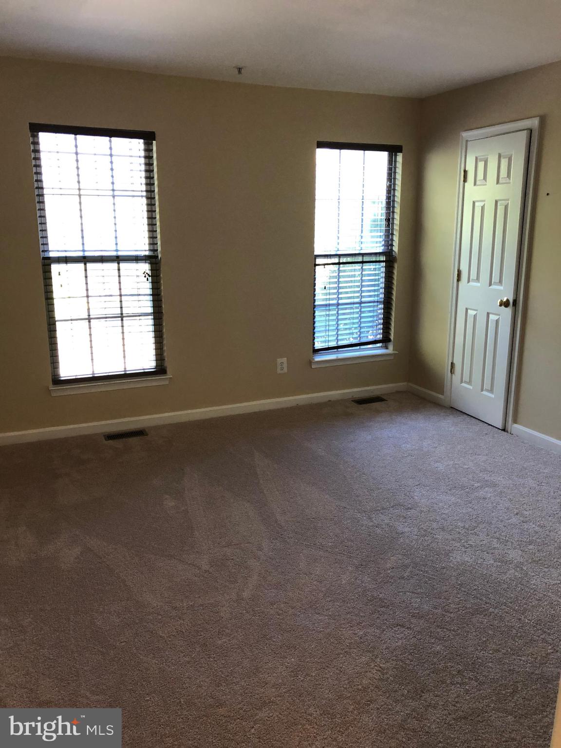 CLOVERLEAF COMMONS - Residential