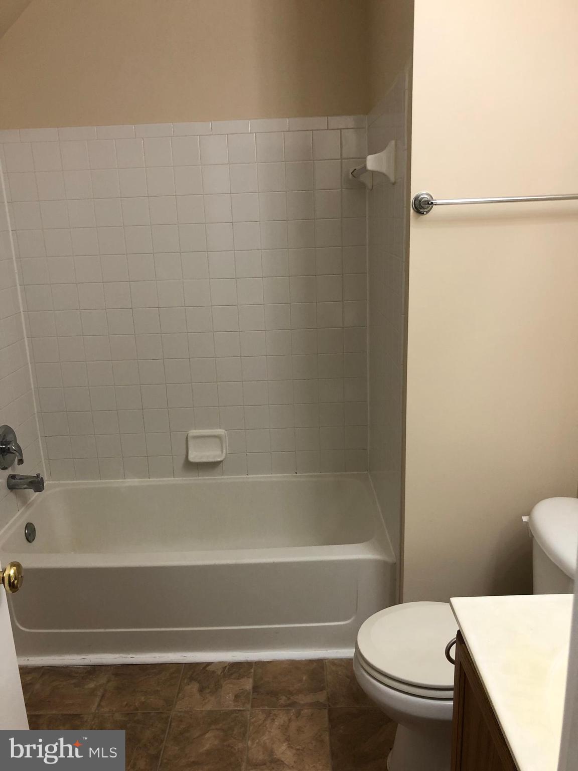 CLOVERLEAF COMMONS - Residential