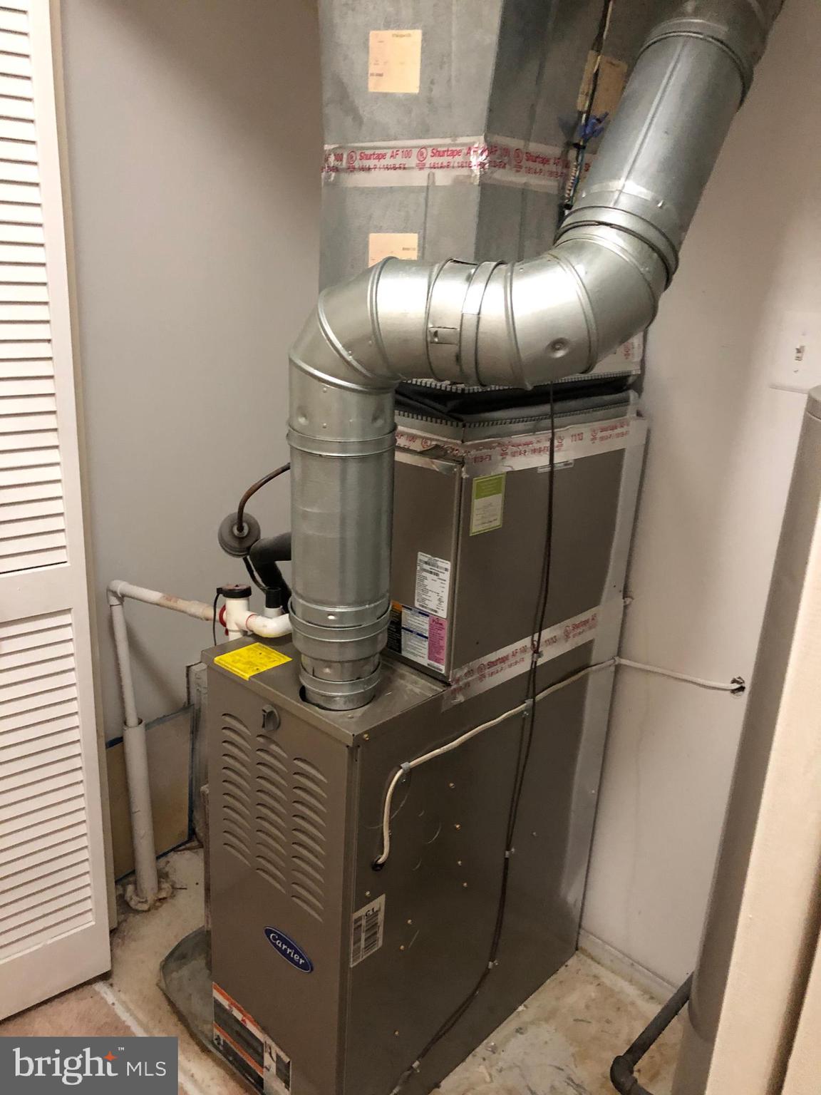 CLOVERLEAF COMMONS - Residential