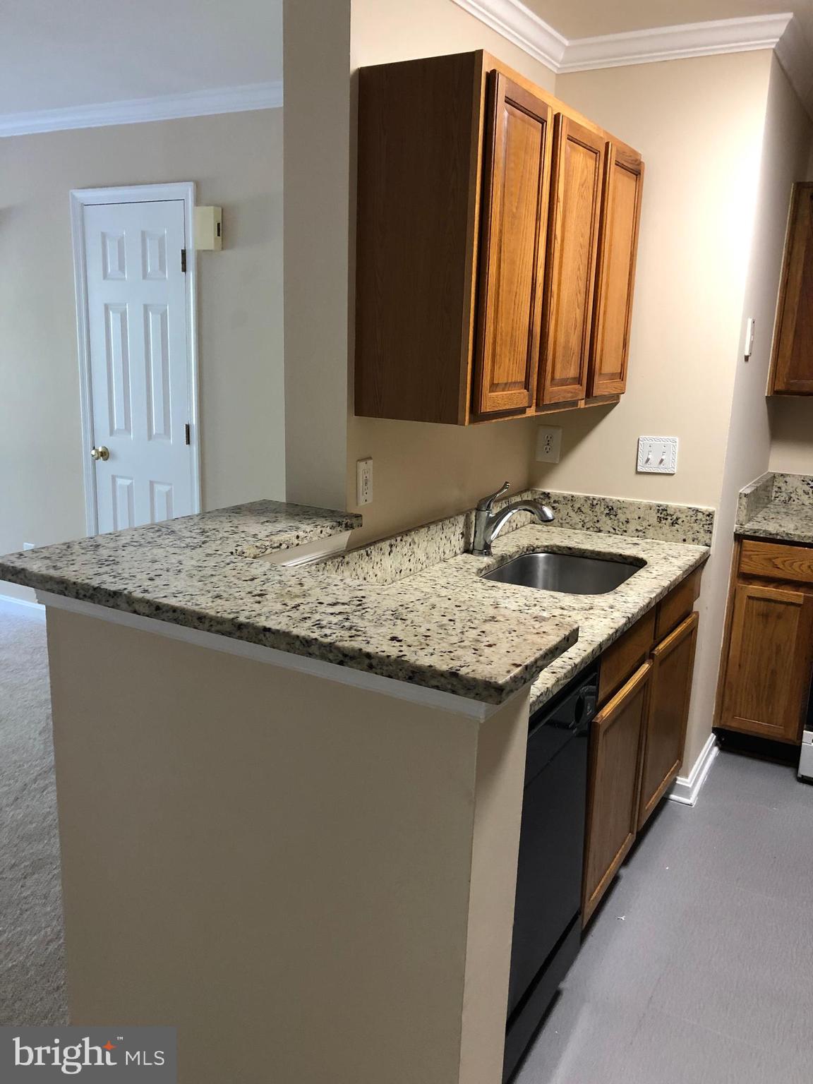 CLOVERLEAF COMMONS - Residential