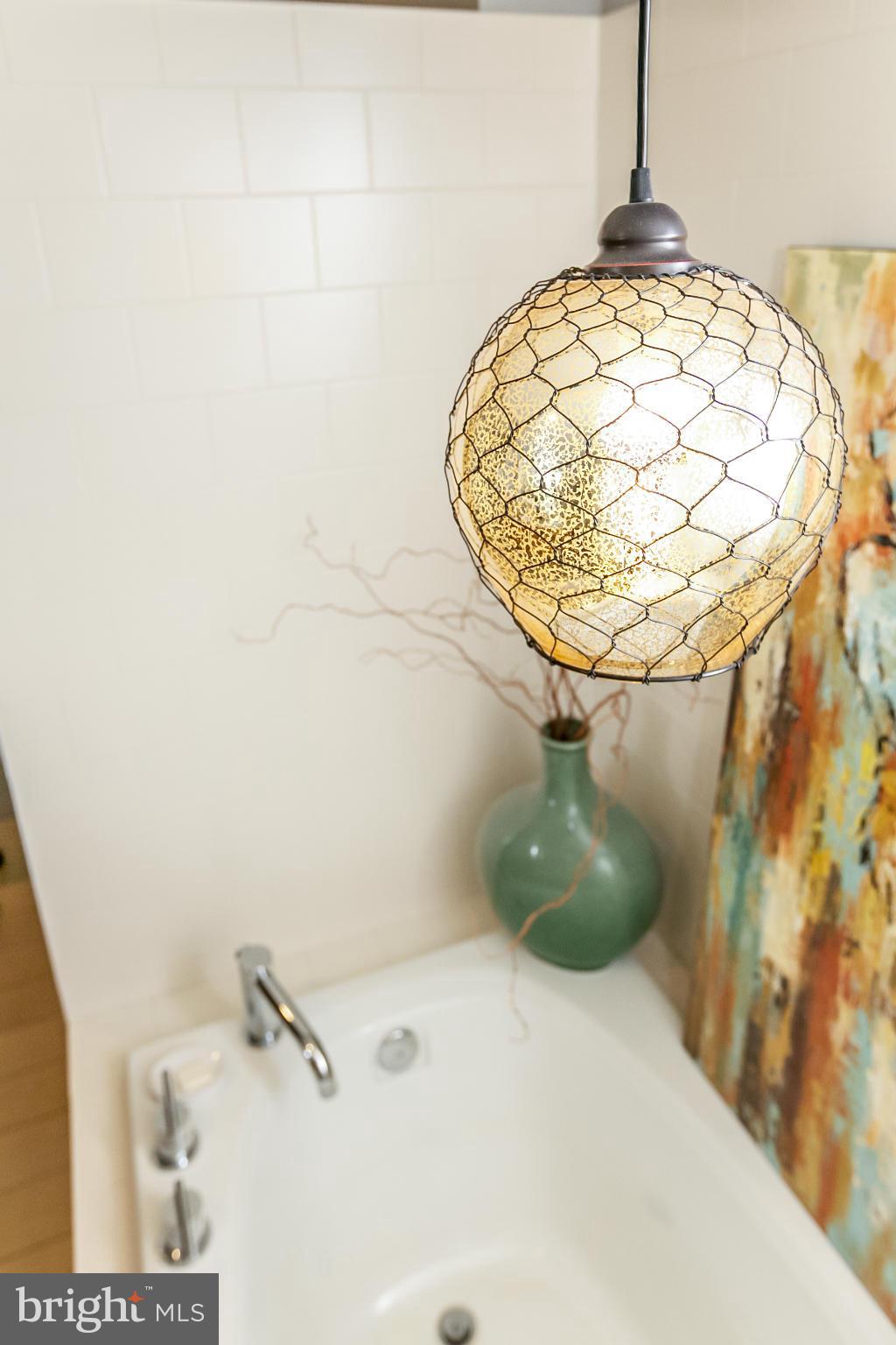 LOCUST POINT - Residential