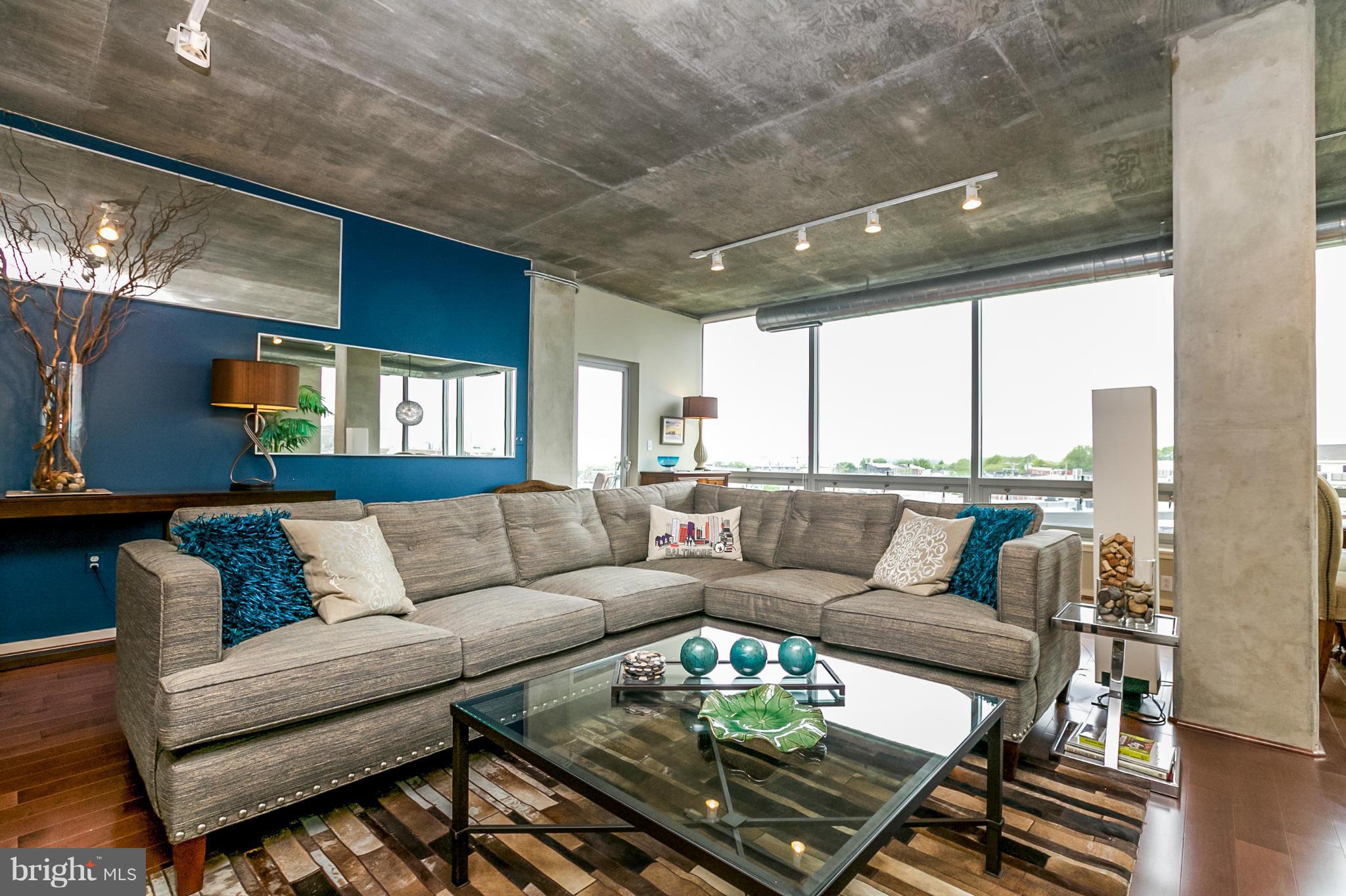 LOCUST POINT - Residential