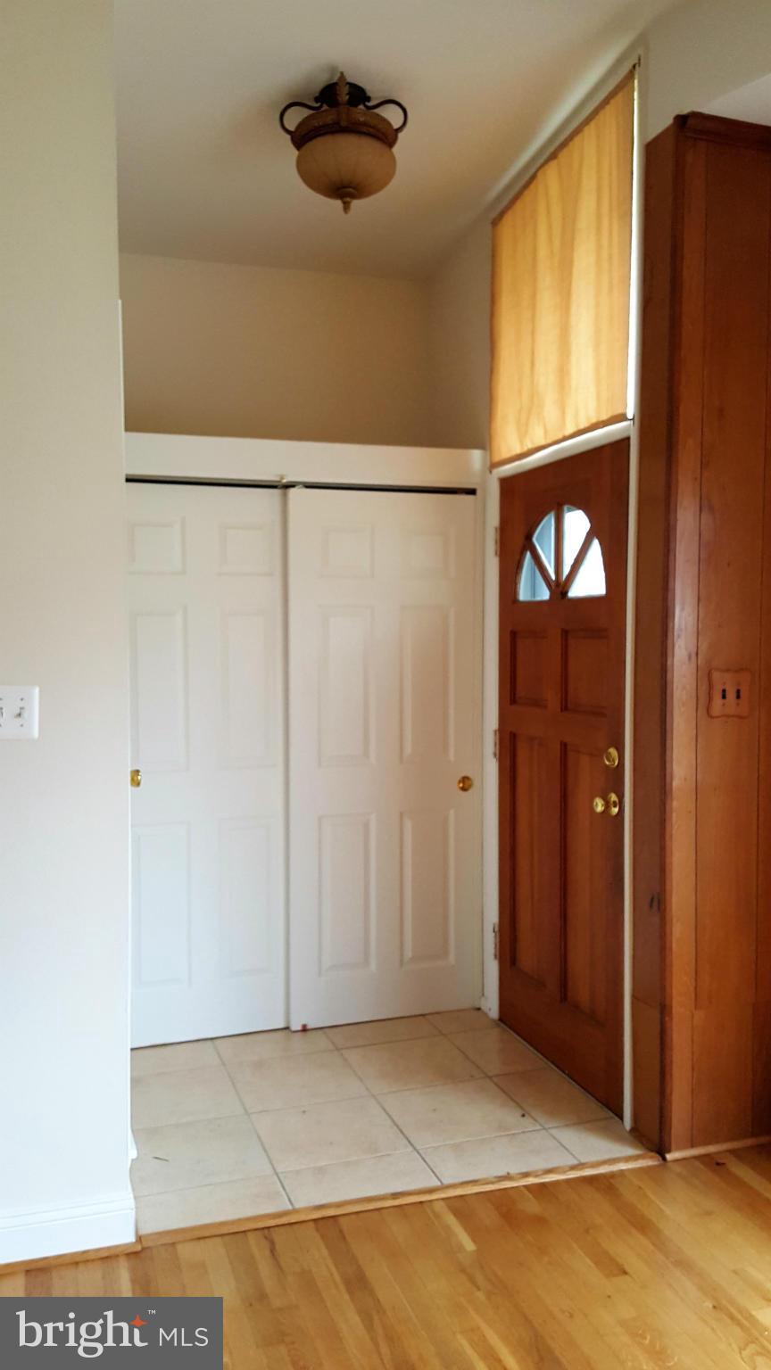 DUNN LORING WOODS - Residential Lease