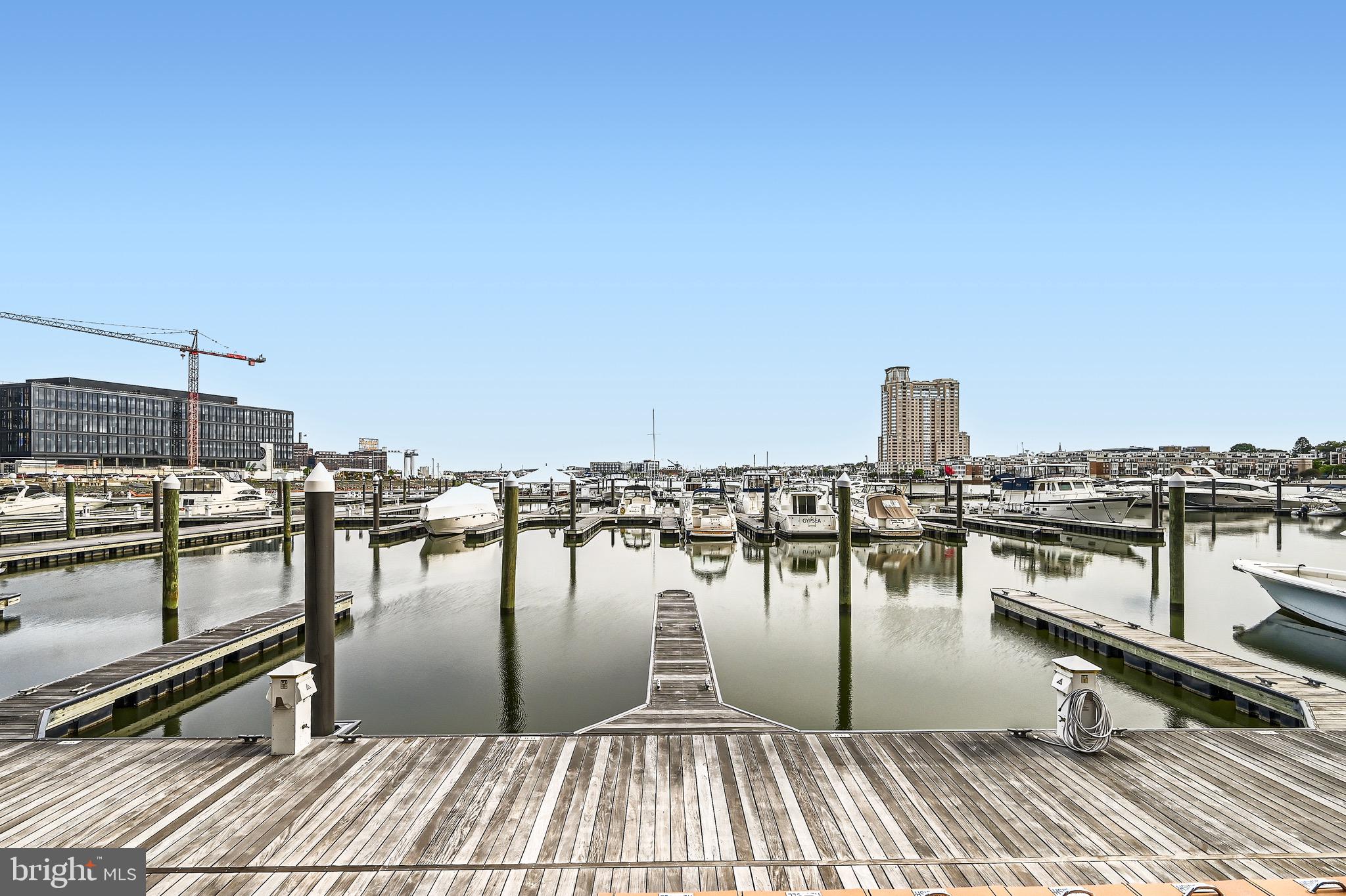 HARBOR EAST - Residential