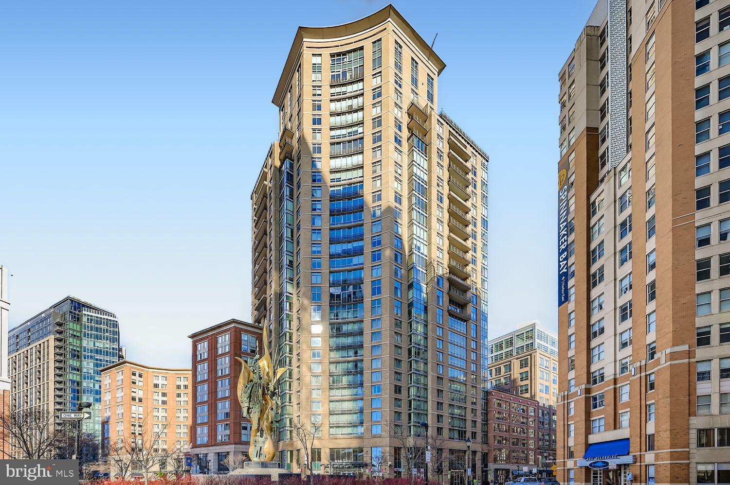 HARBOR EAST - Residential