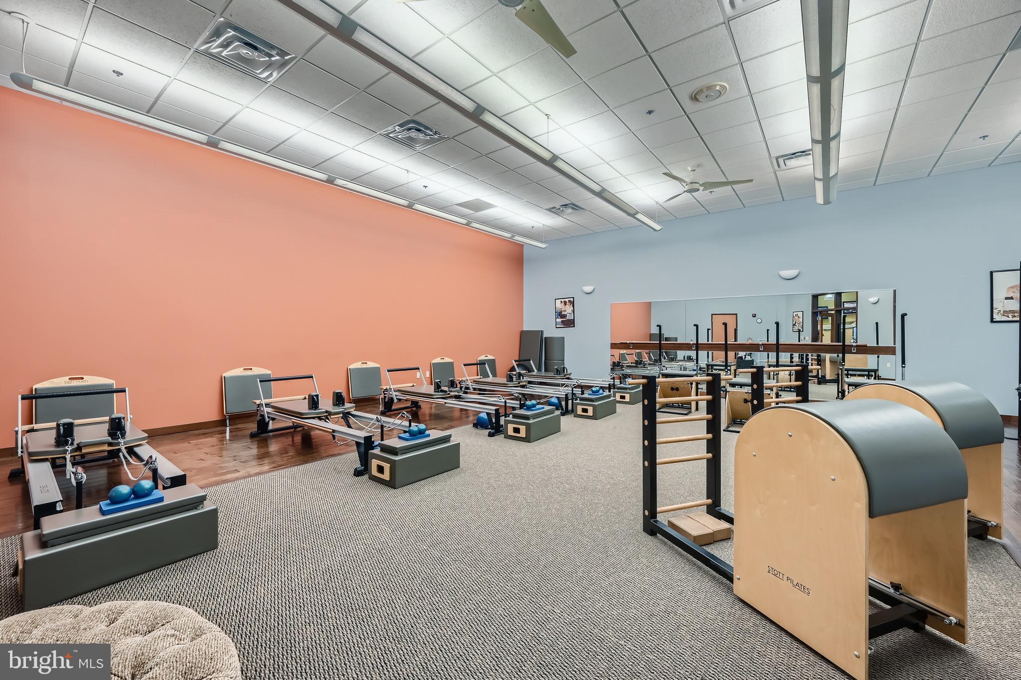 HARBOR EAST - Residential