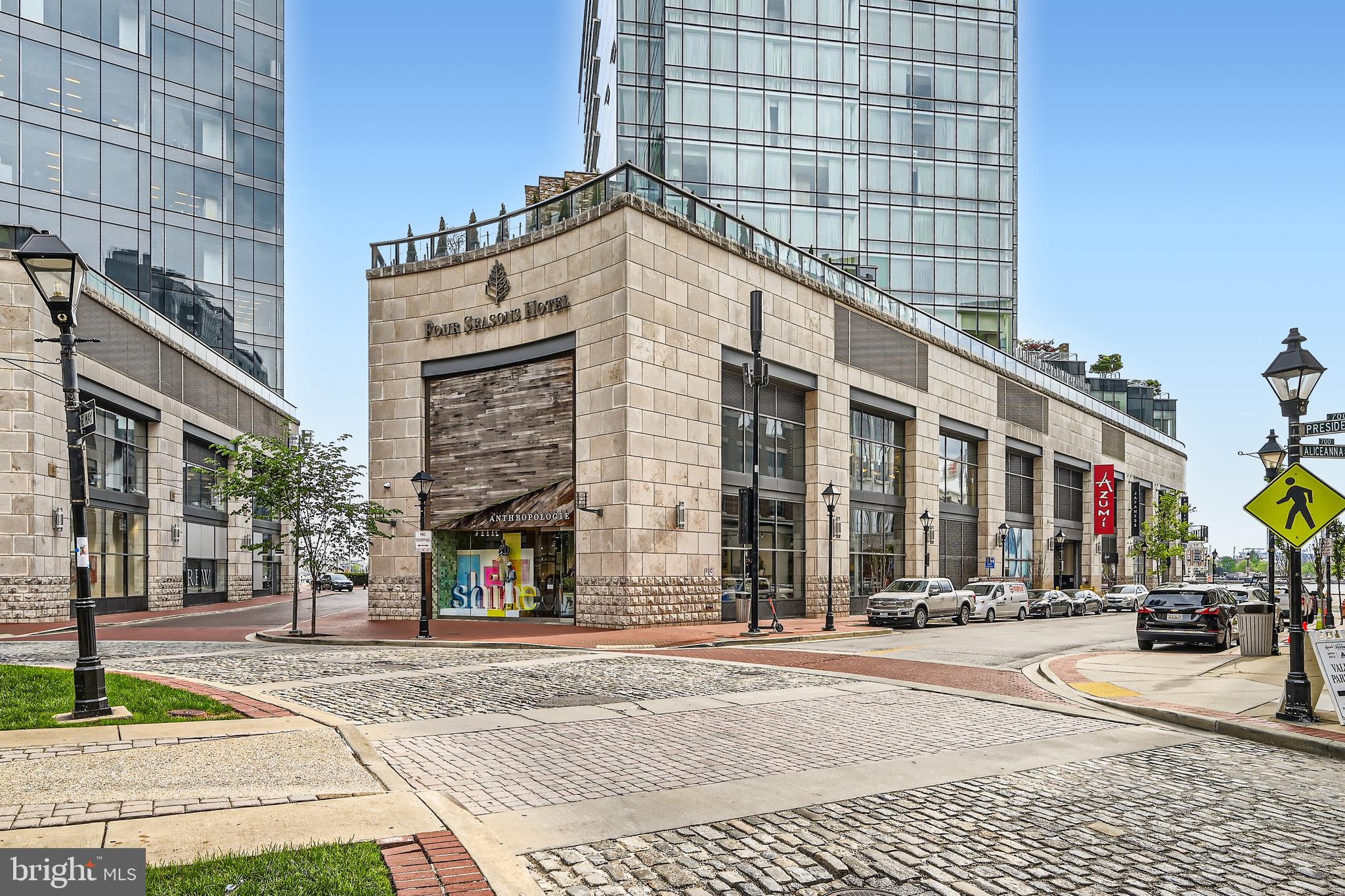 HARBOR EAST - Residential