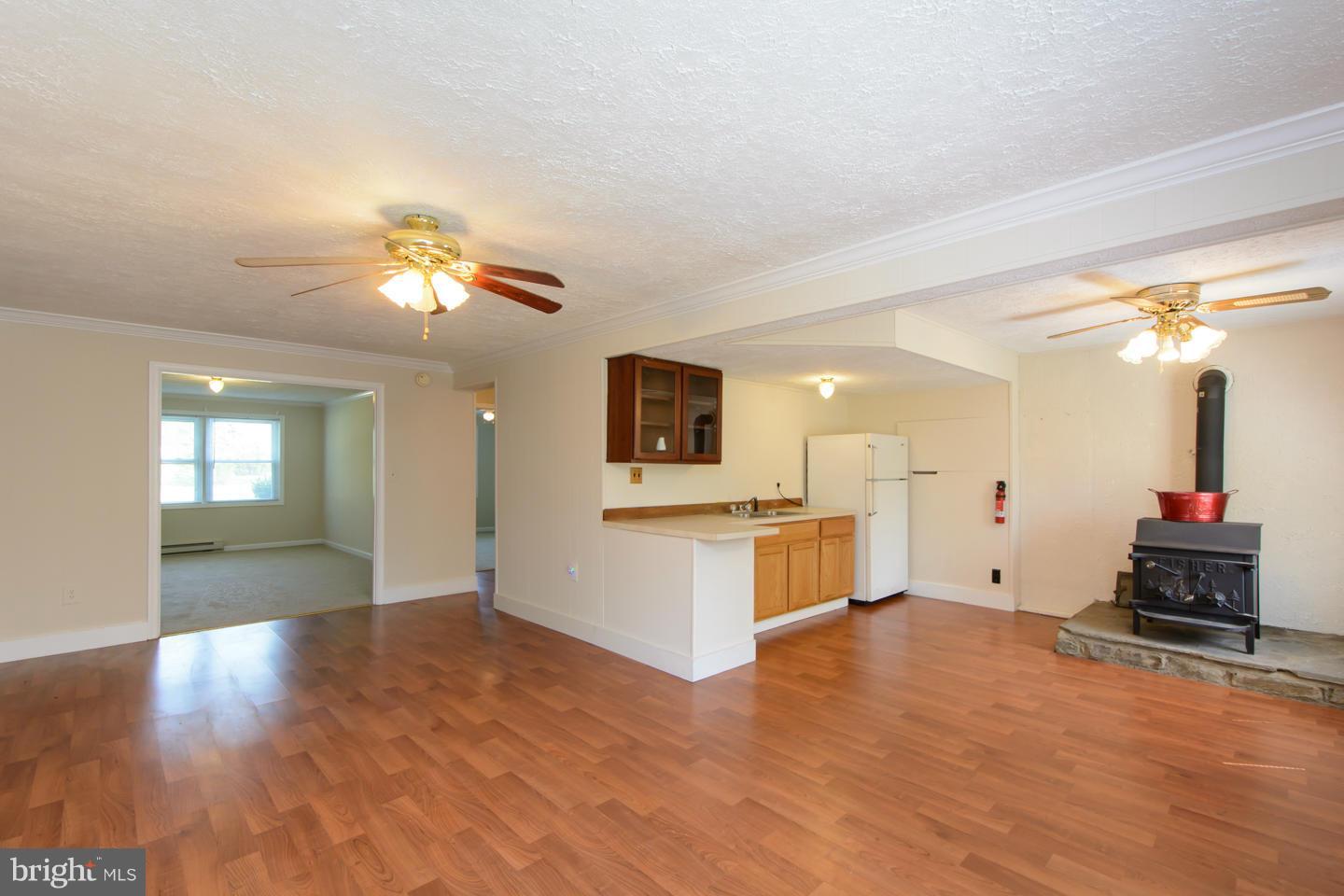 PINE GROVE - Residential