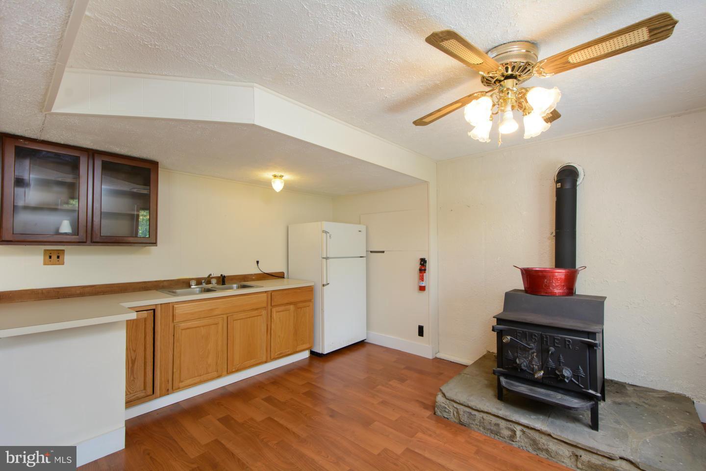 PINE GROVE - Residential