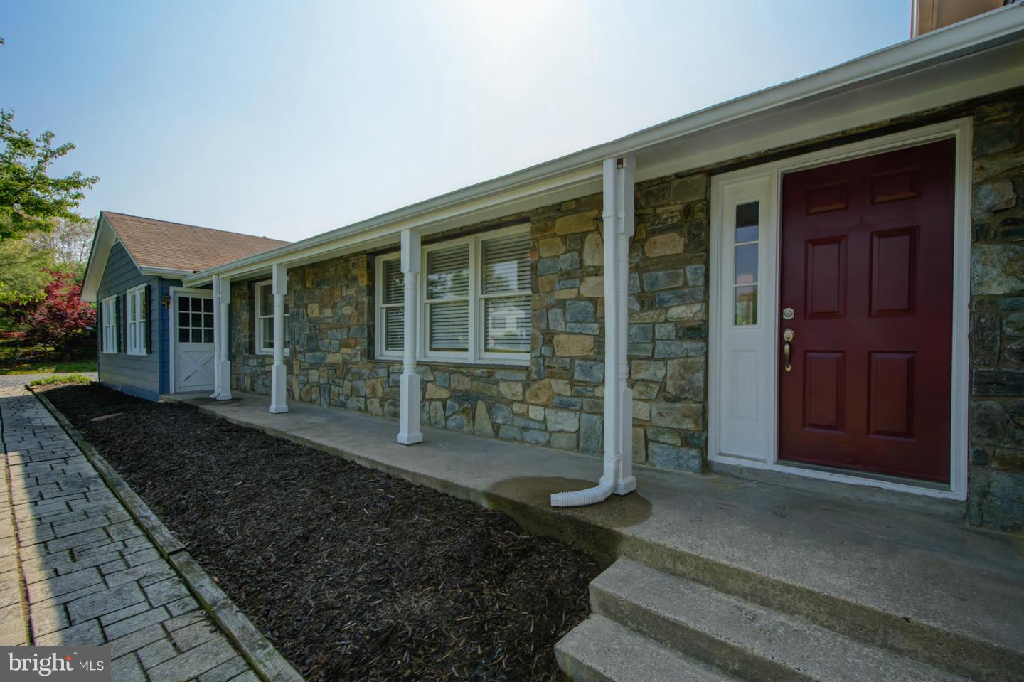 PINE GROVE - Residential