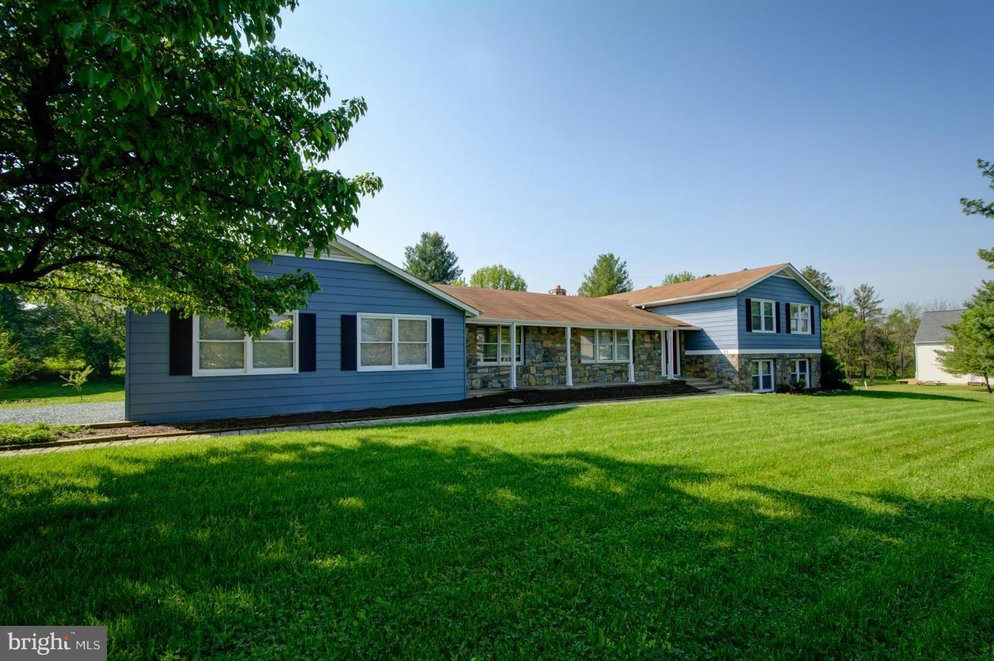 PINE GROVE - Residential