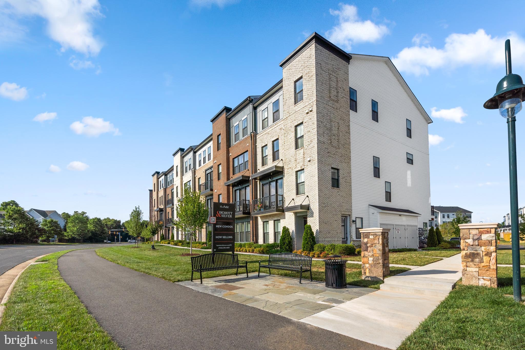 DEMOTT & SILVER - Residential