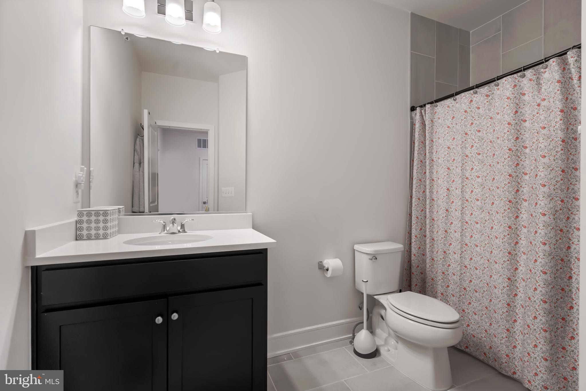 DEMOTT & SILVER - Residential