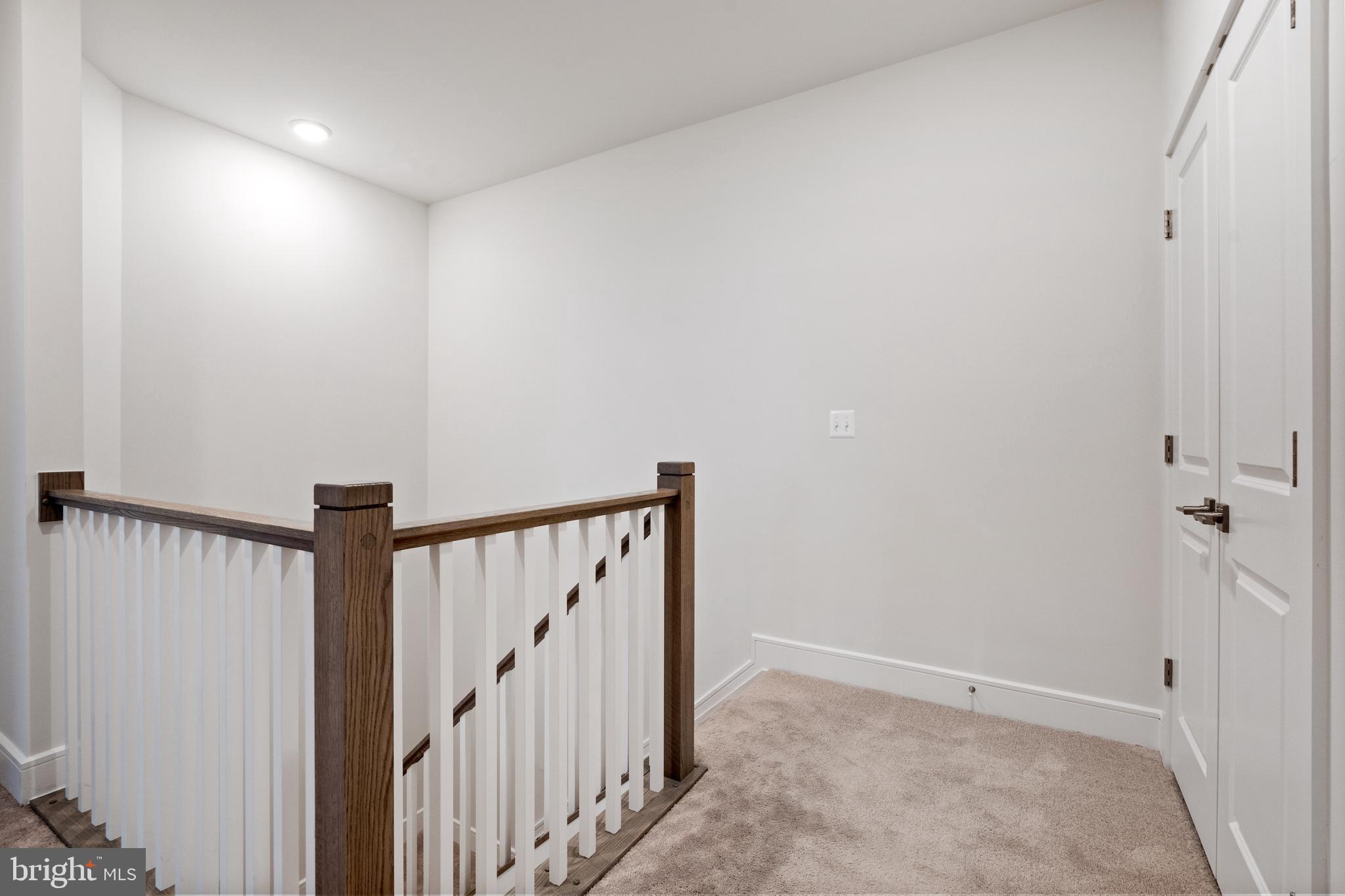 DEMOTT & SILVER - Residential