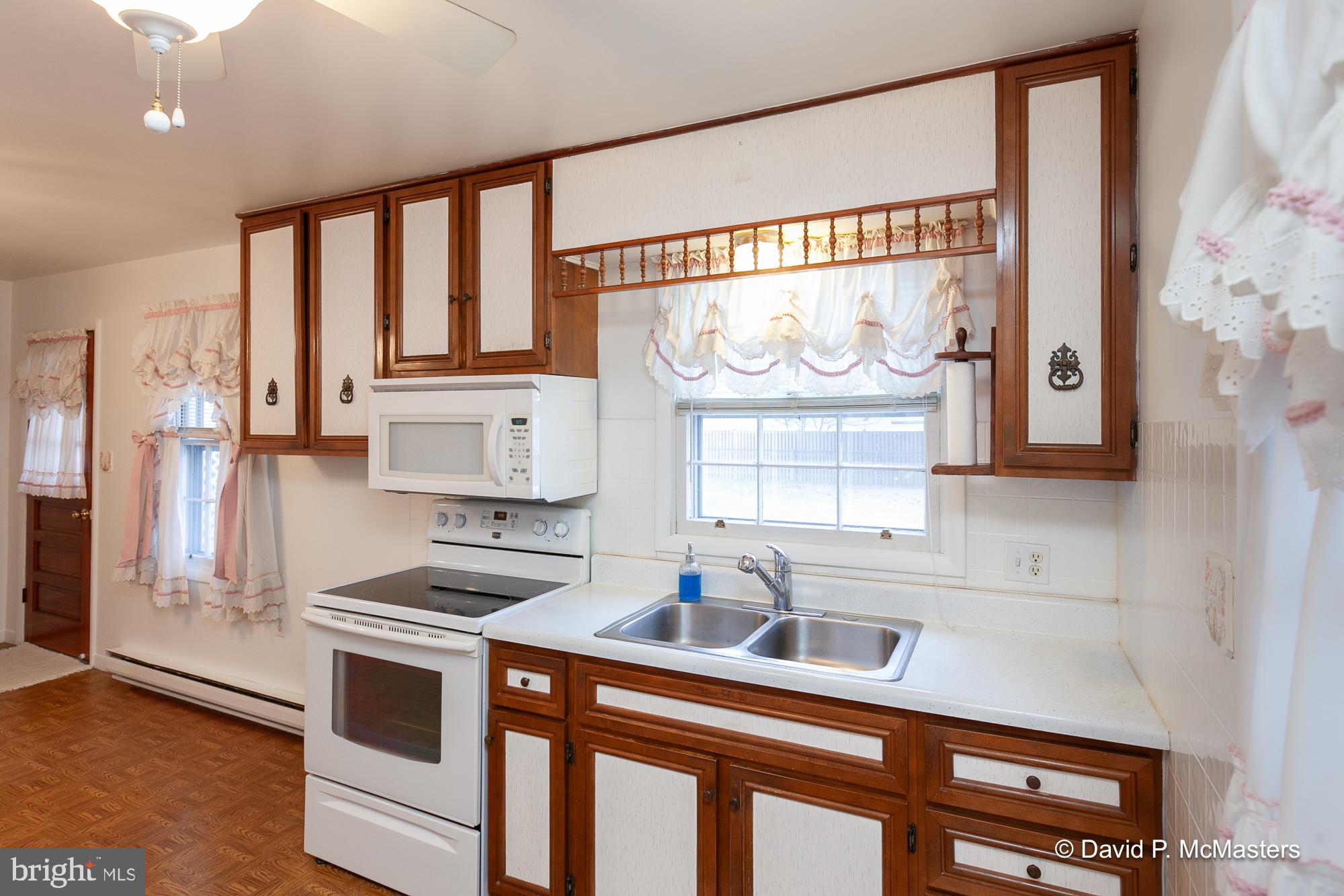 ORCHARD HILLS - Residential