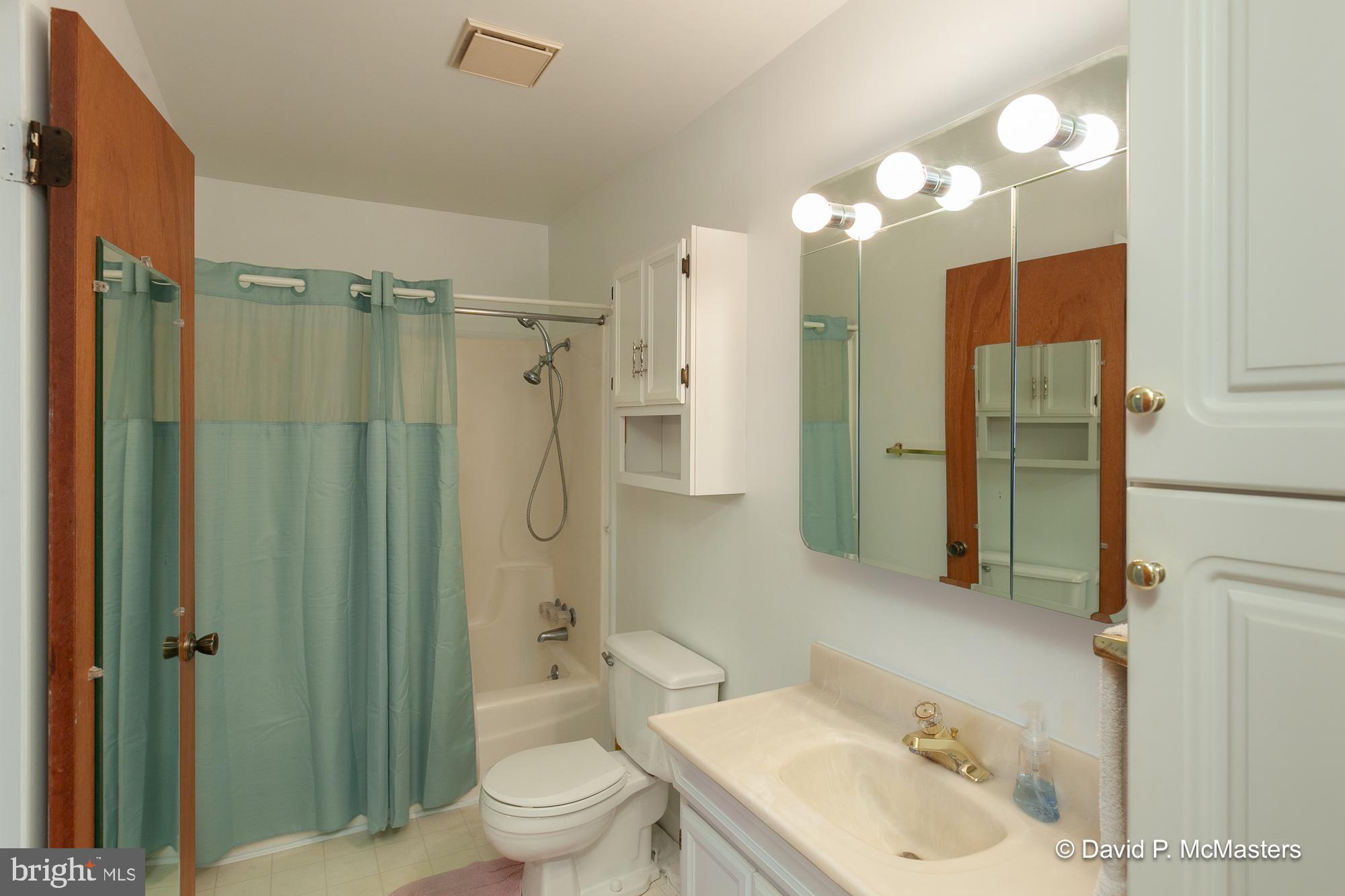 ORCHARD HILLS - Residential