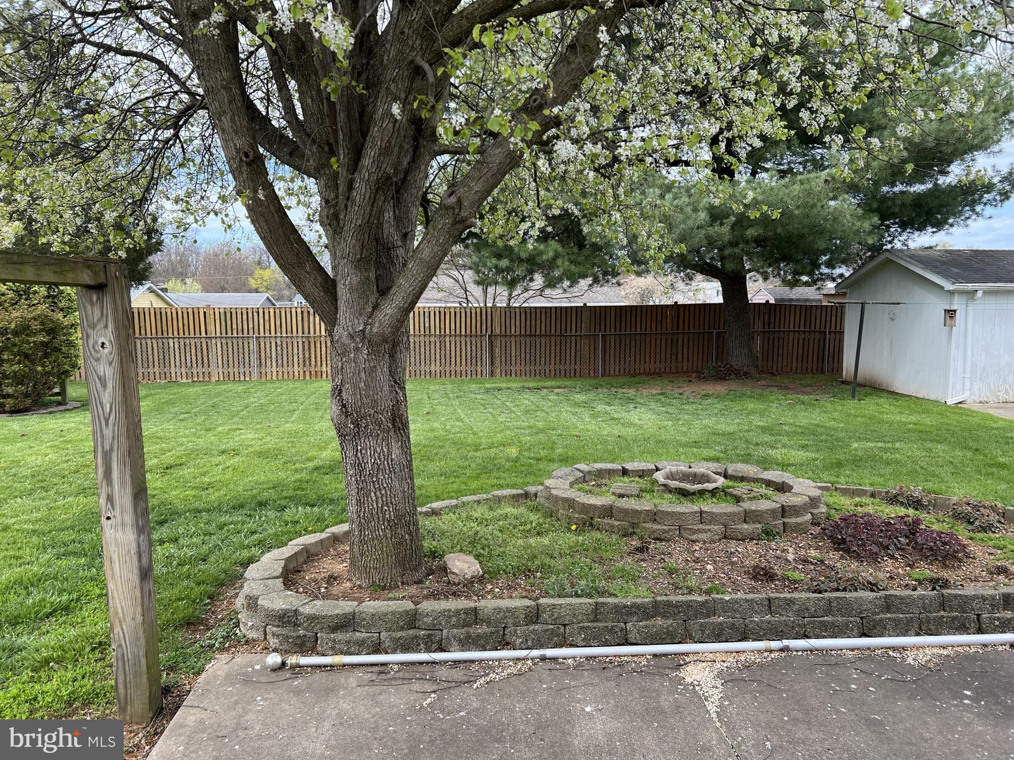 ORCHARD HILLS - Residential