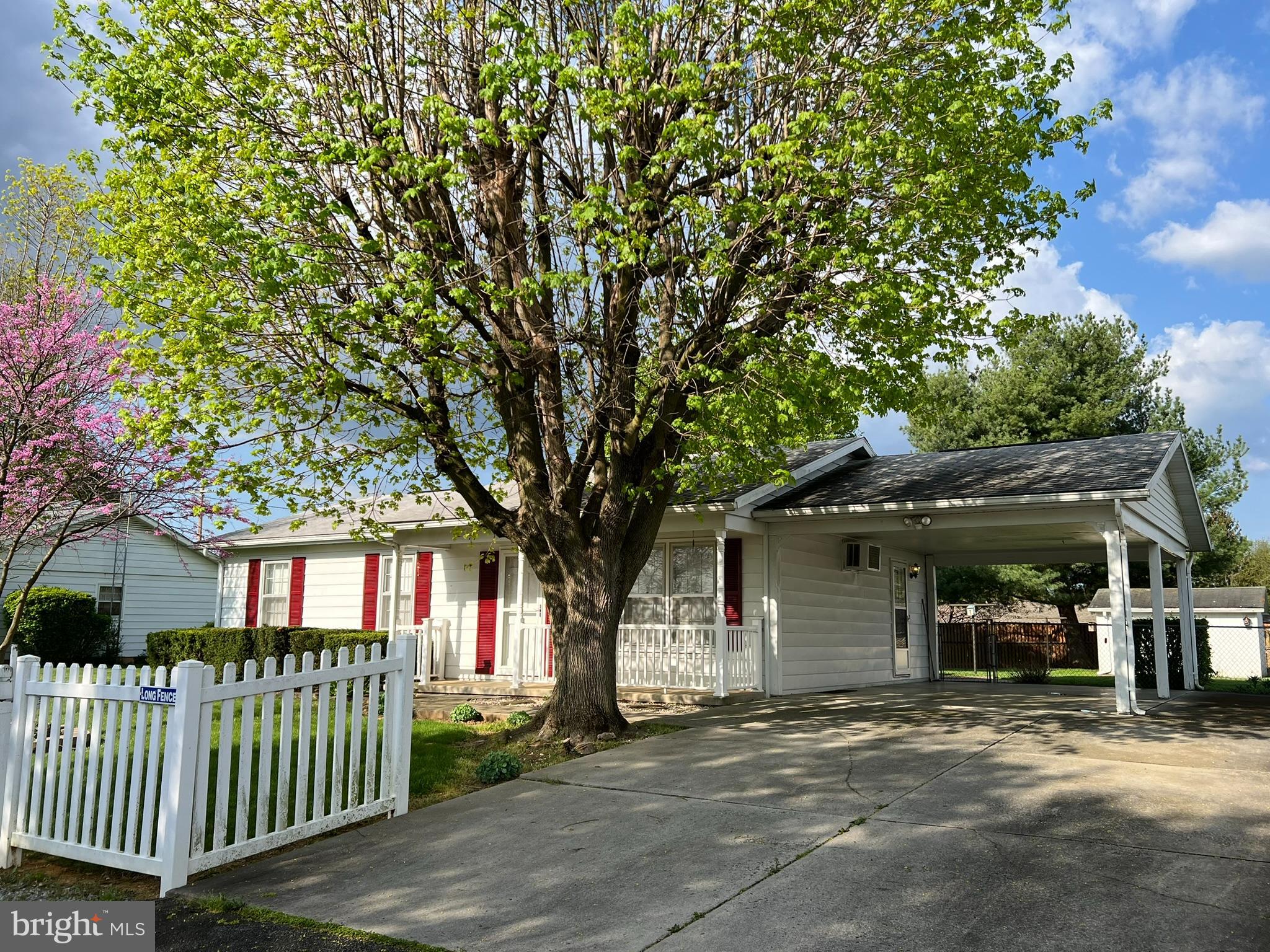 ORCHARD HILLS - Residential