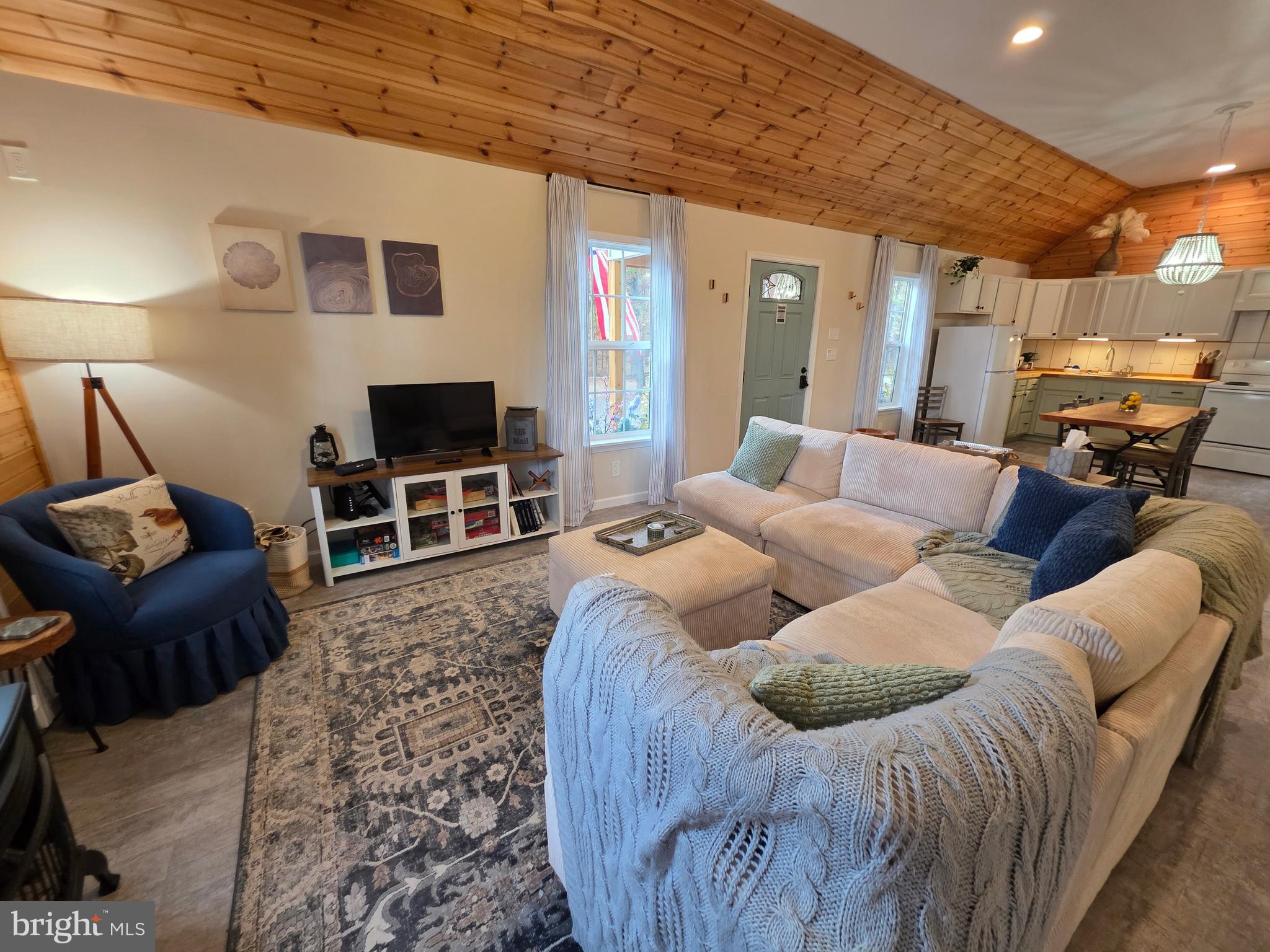 SLEEPY CREEK FARMS - Residential