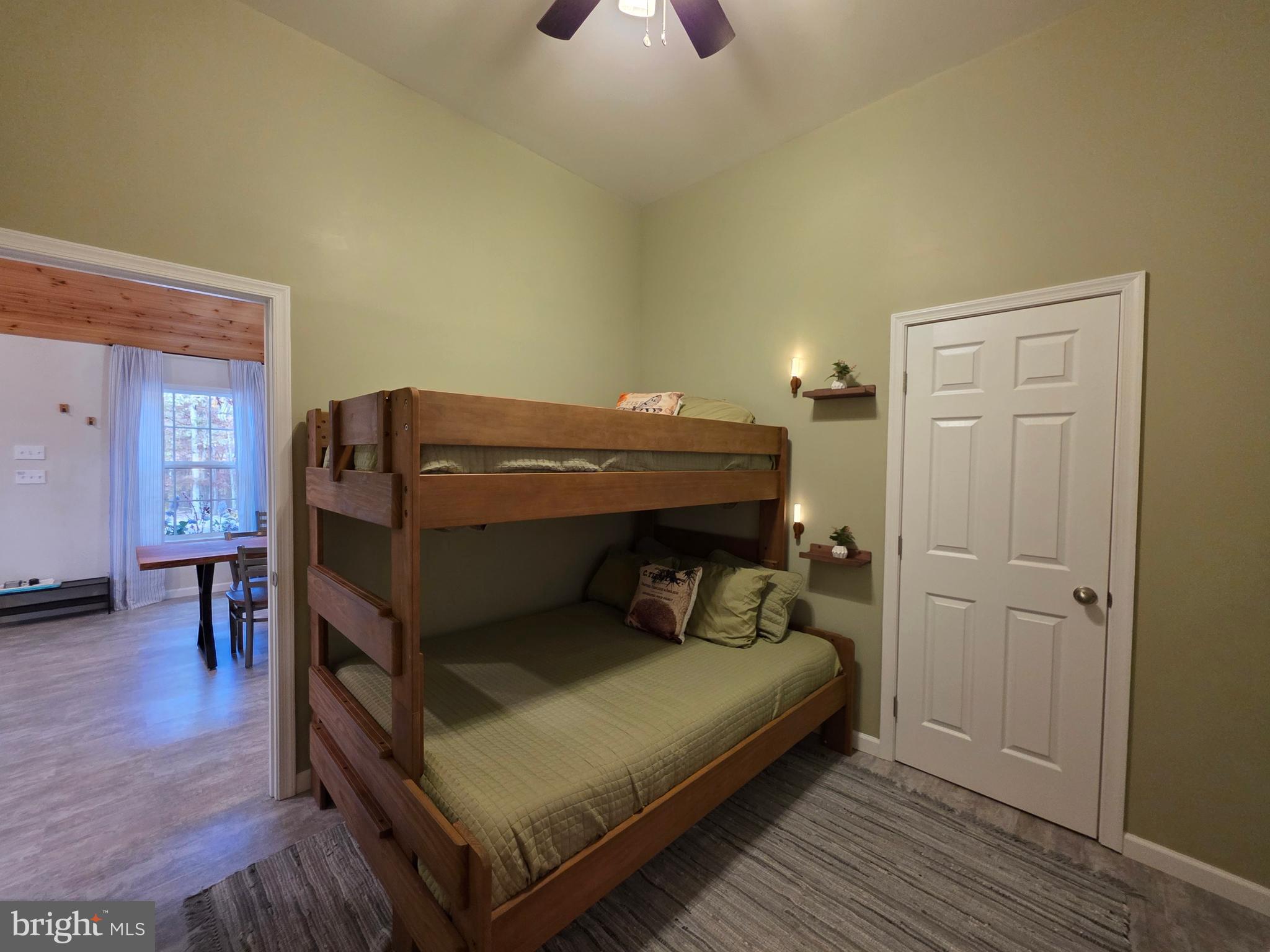 SLEEPY CREEK FARMS - Residential