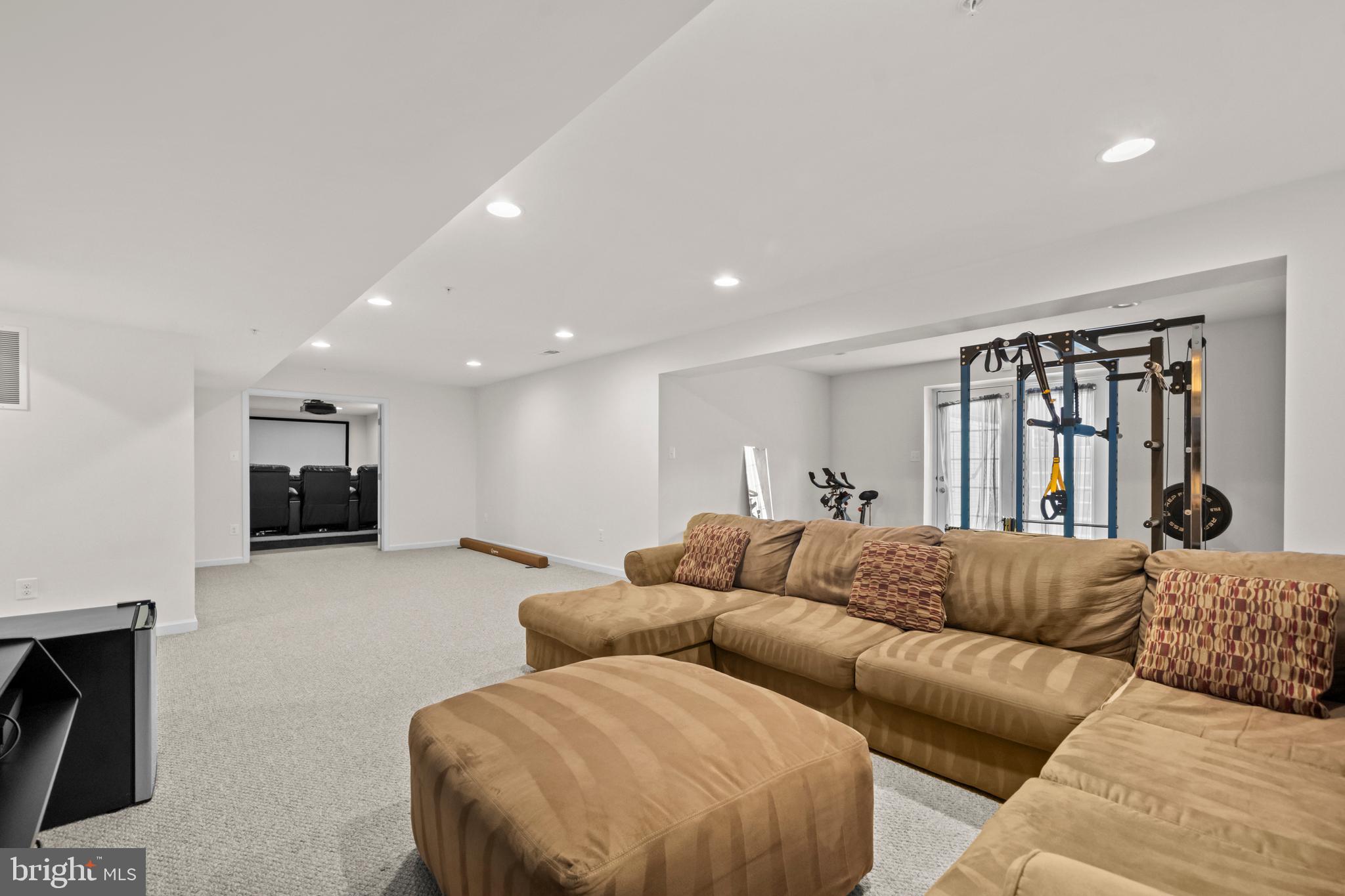 AUTUMN HILLS - Residential