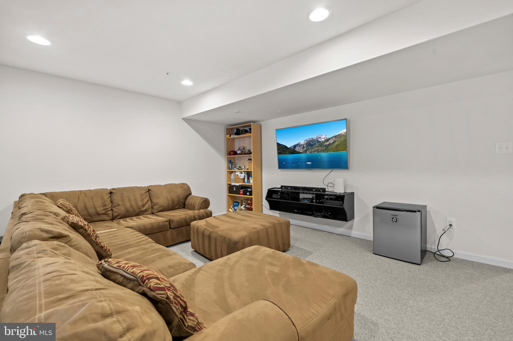 AUTUMN HILLS - Residential