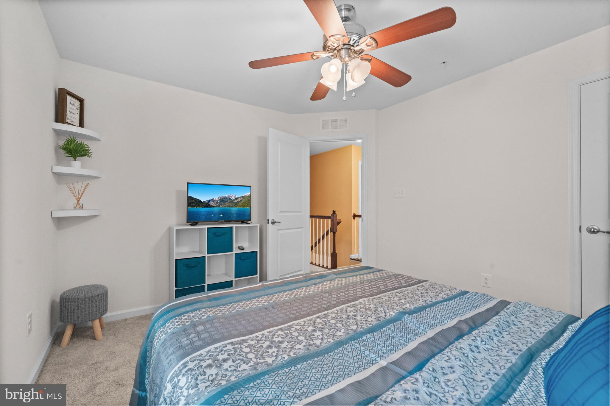 AUTUMN HILLS - Residential