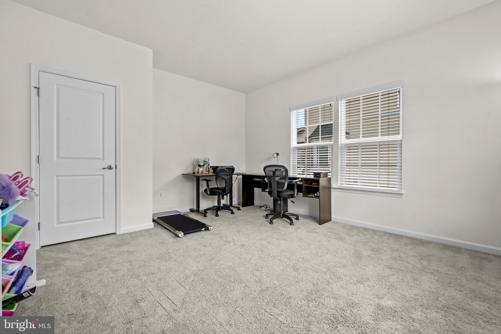 AUTUMN HILLS - Residential