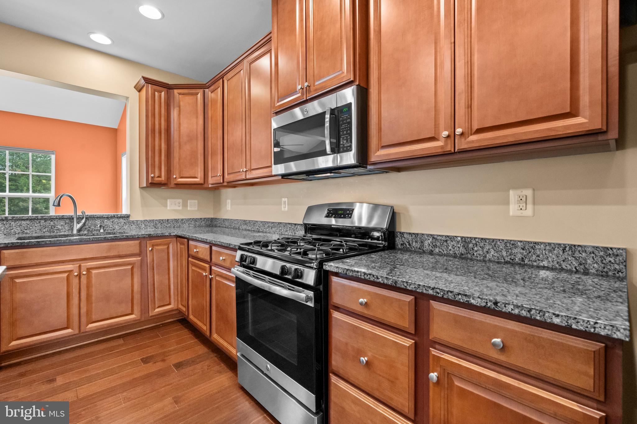 AUTUMN HILLS - Residential