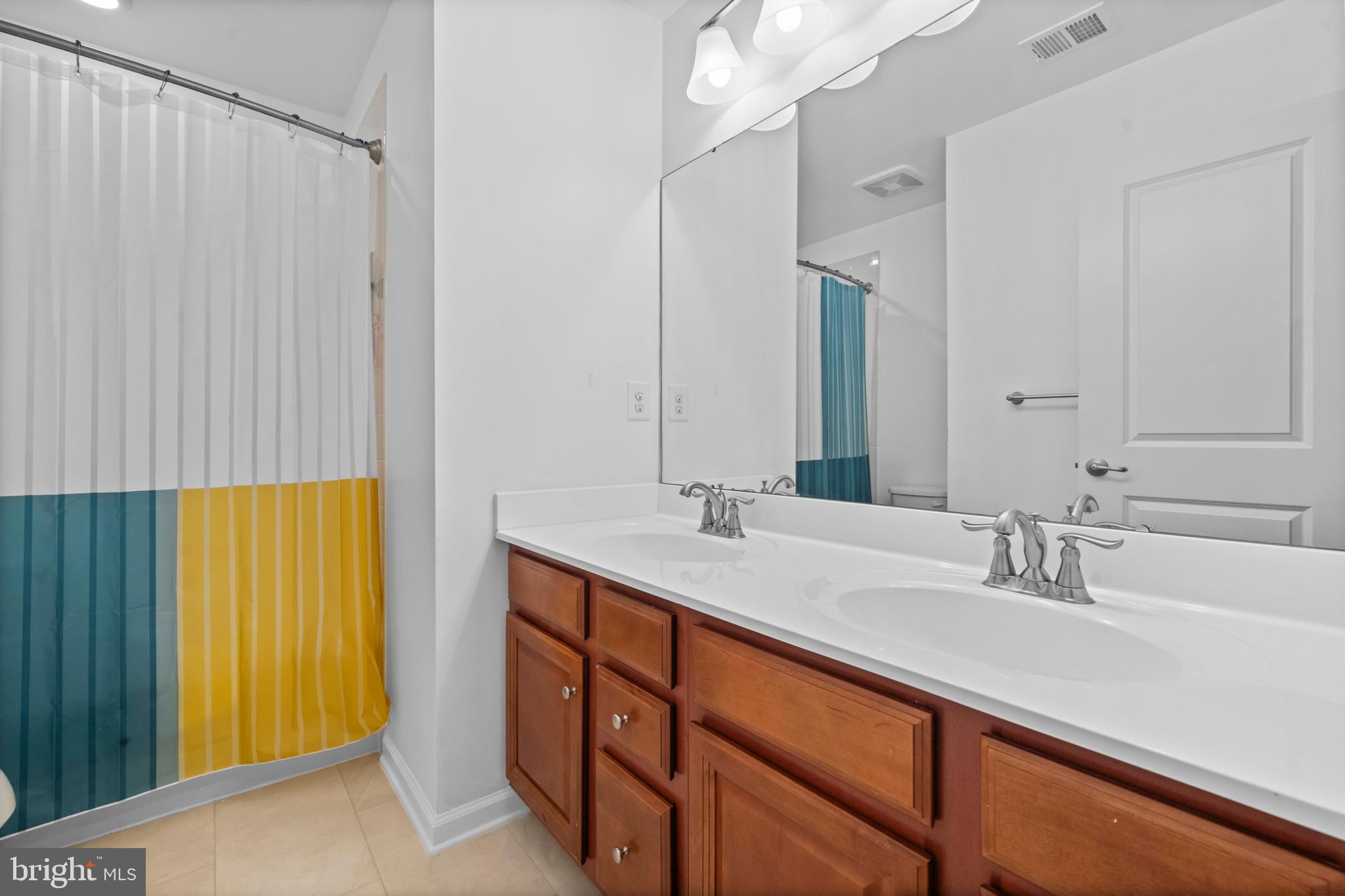 AUTUMN HILLS - Residential