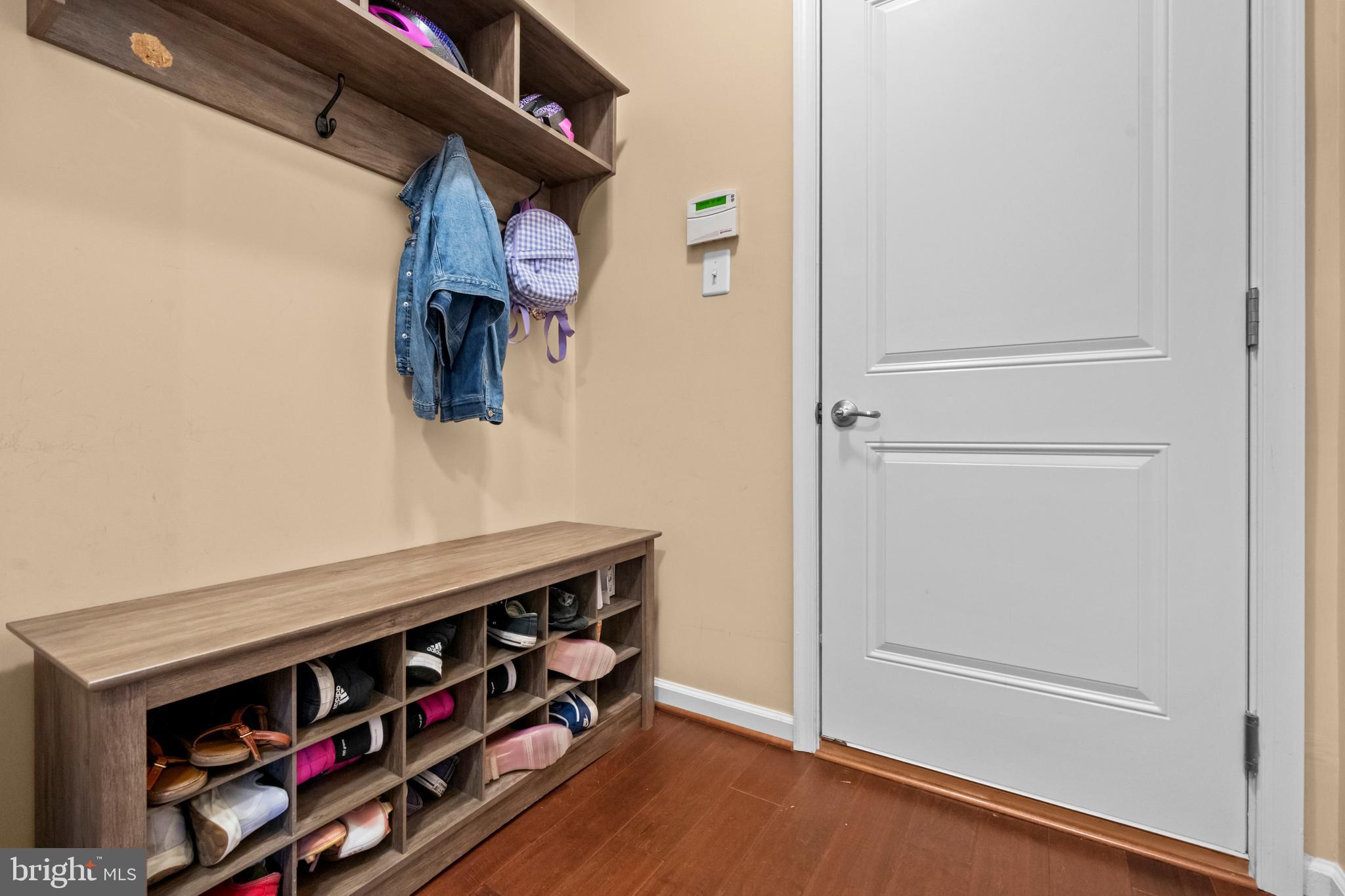 AUTUMN HILLS - Residential