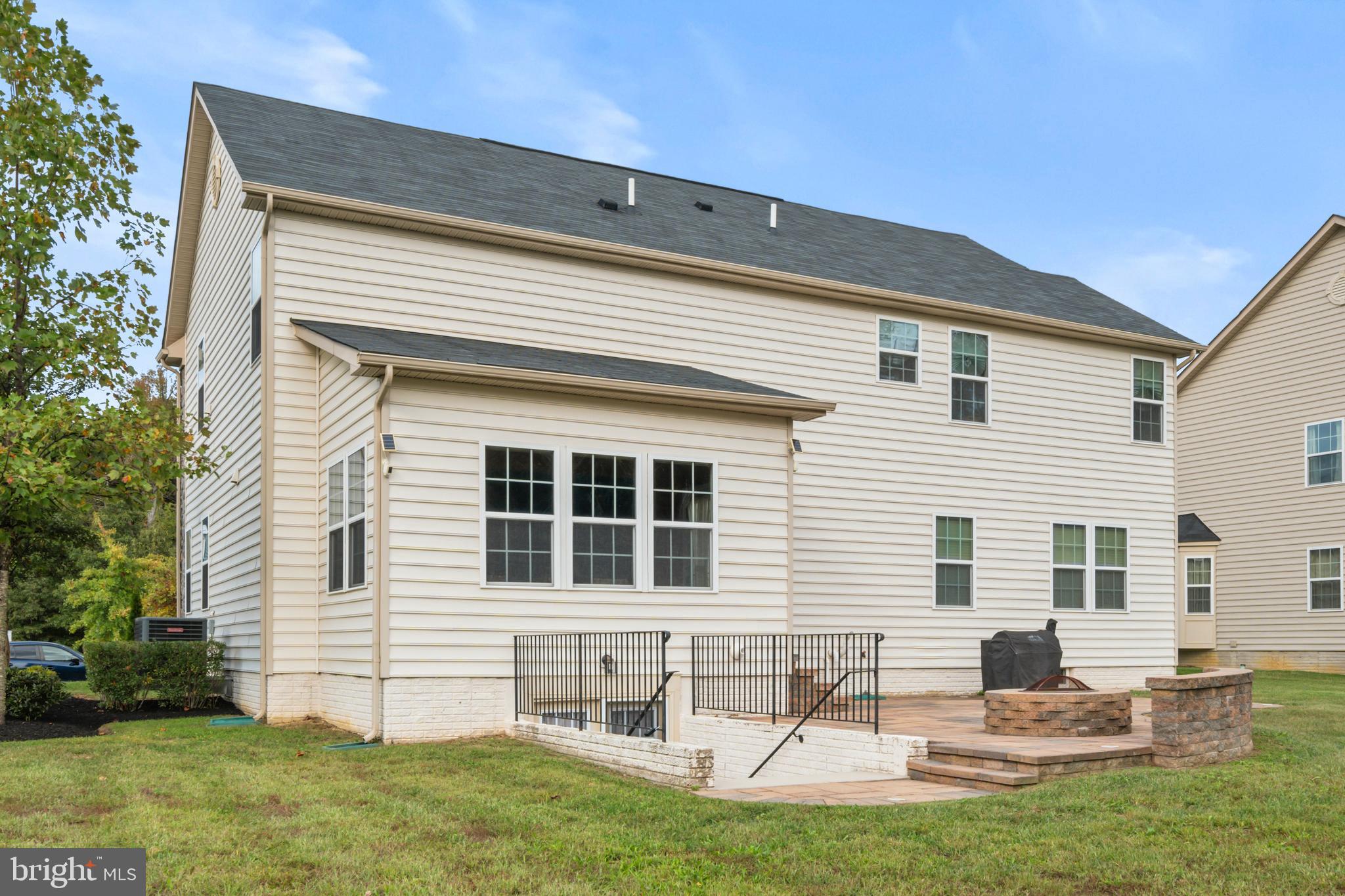 AUTUMN HILLS - Residential