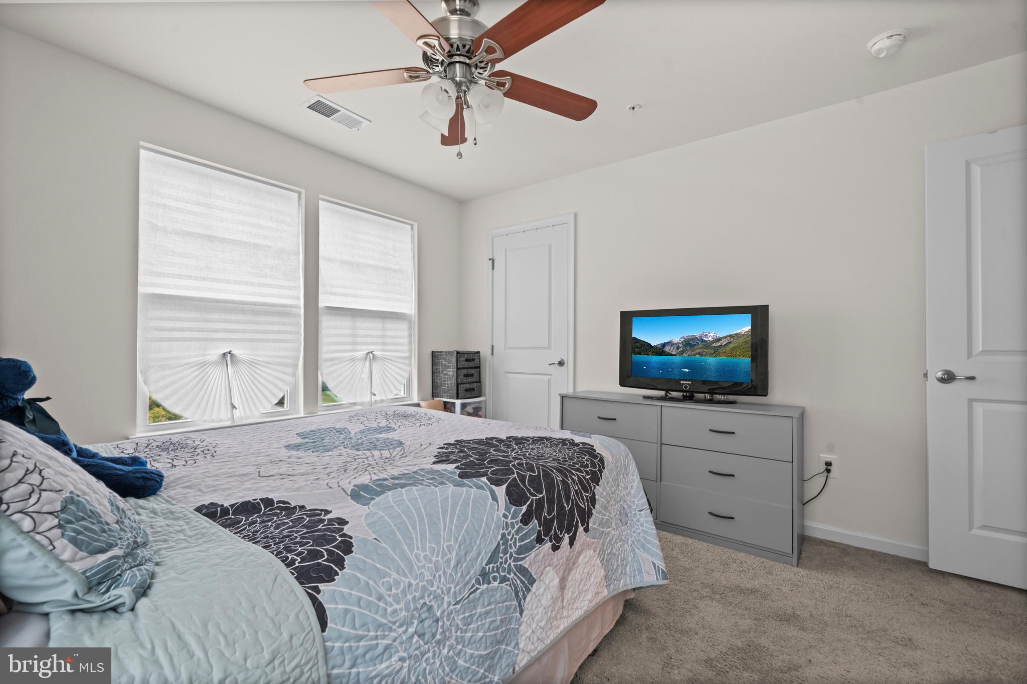 AUTUMN HILLS - Residential