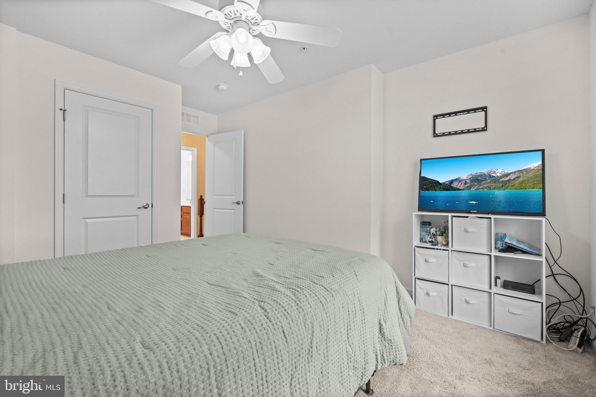 AUTUMN HILLS - Residential