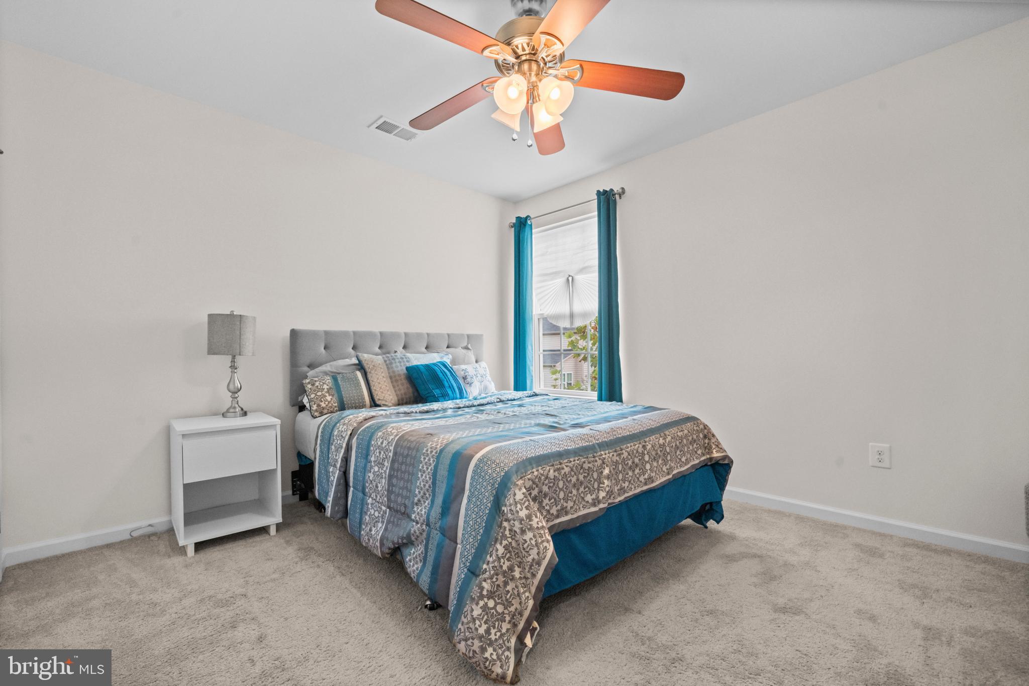 AUTUMN HILLS - Residential