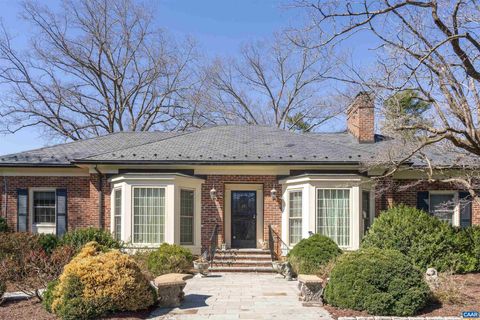 42 OLD FARM RD CHARLOTTESVILLE VA 22903