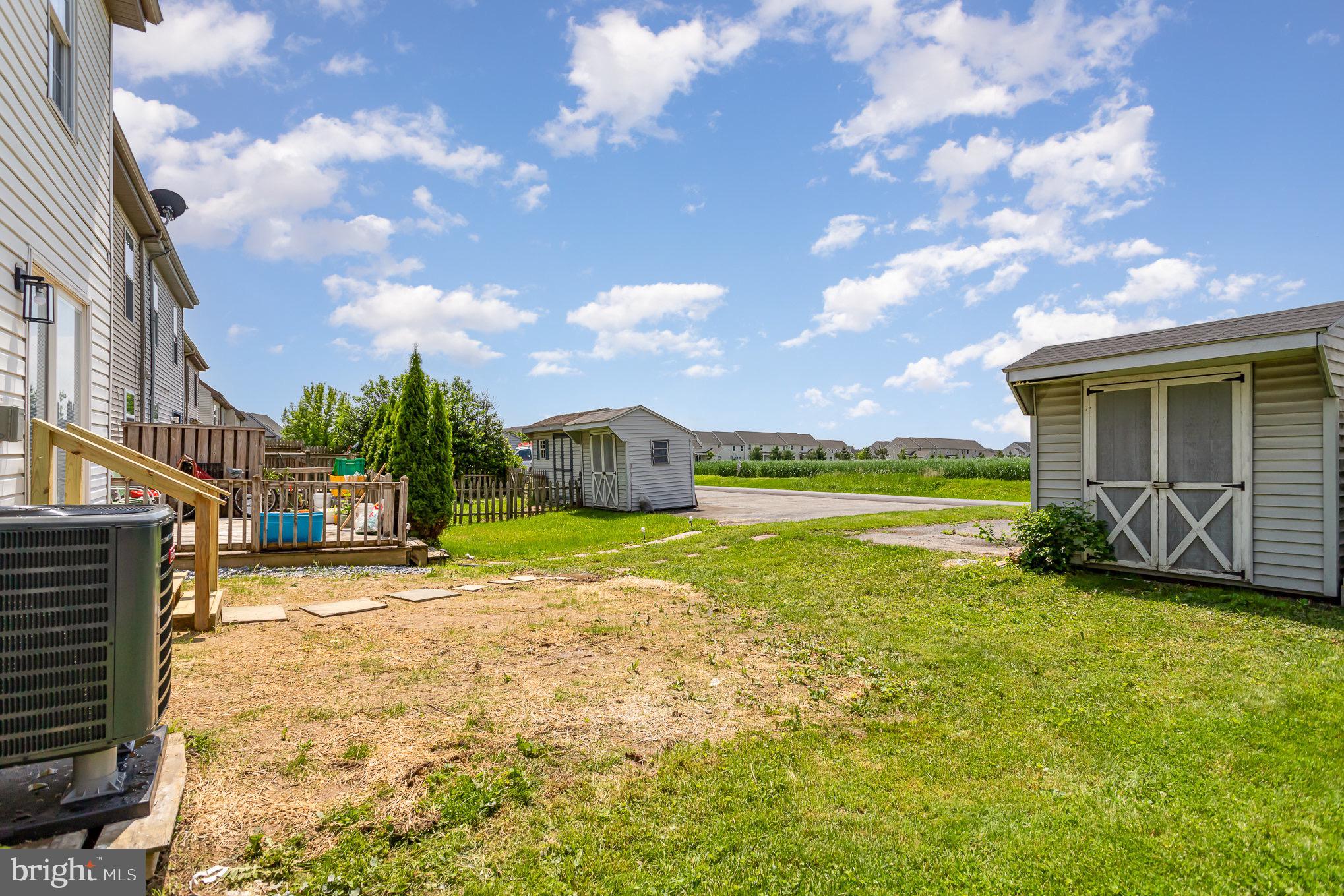 WILLOW STREET - Residential